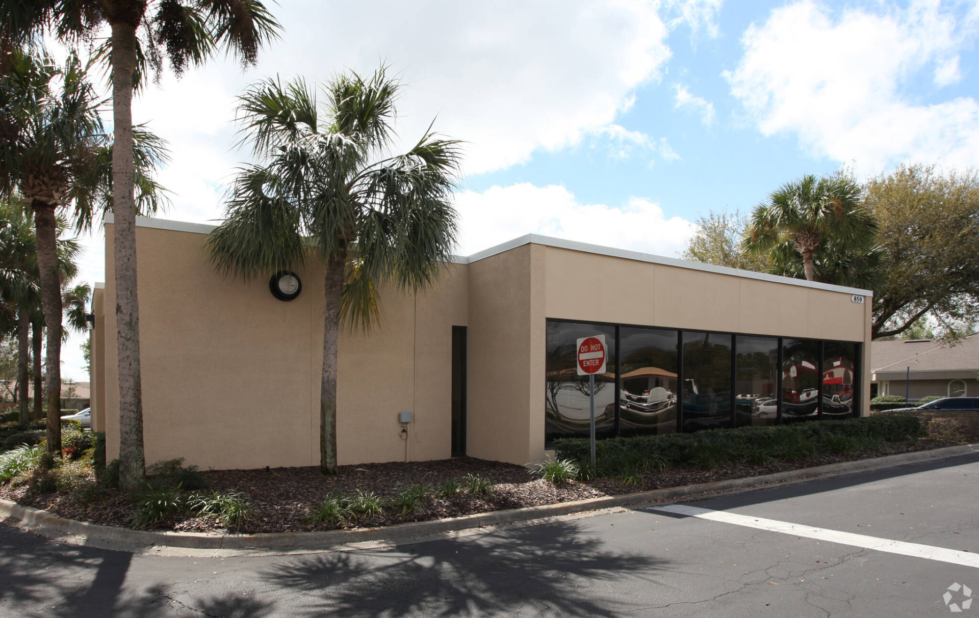 859 Blanding Blvd