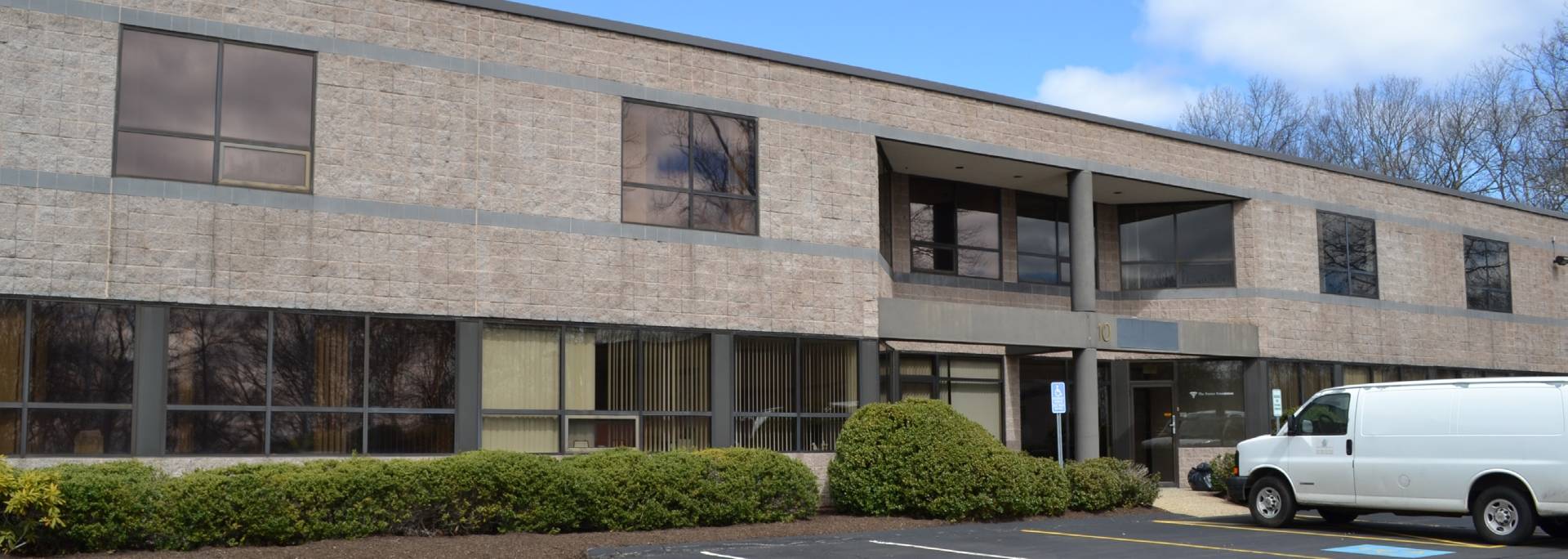 10 Vista Dr