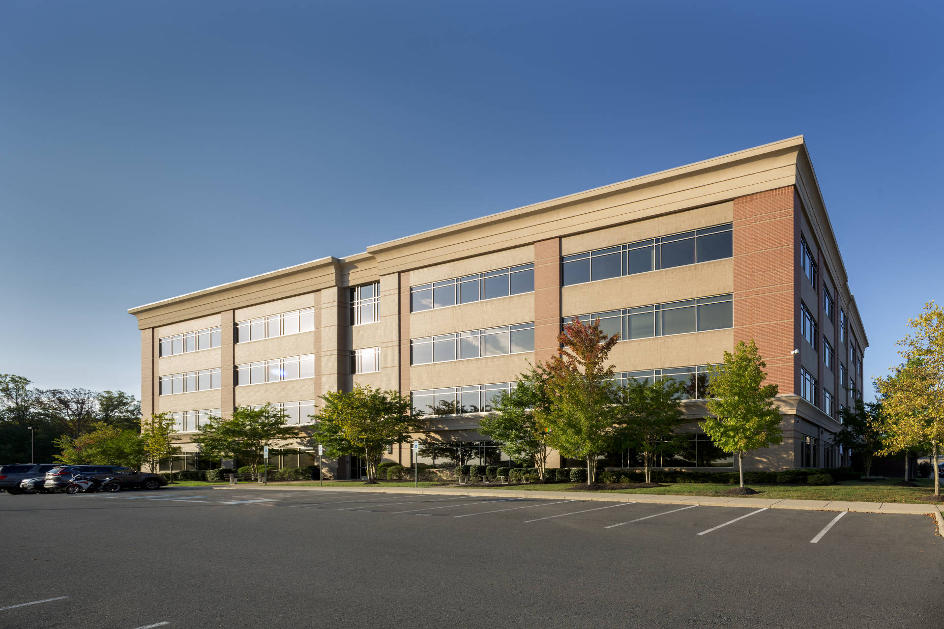925 Corporate Dr