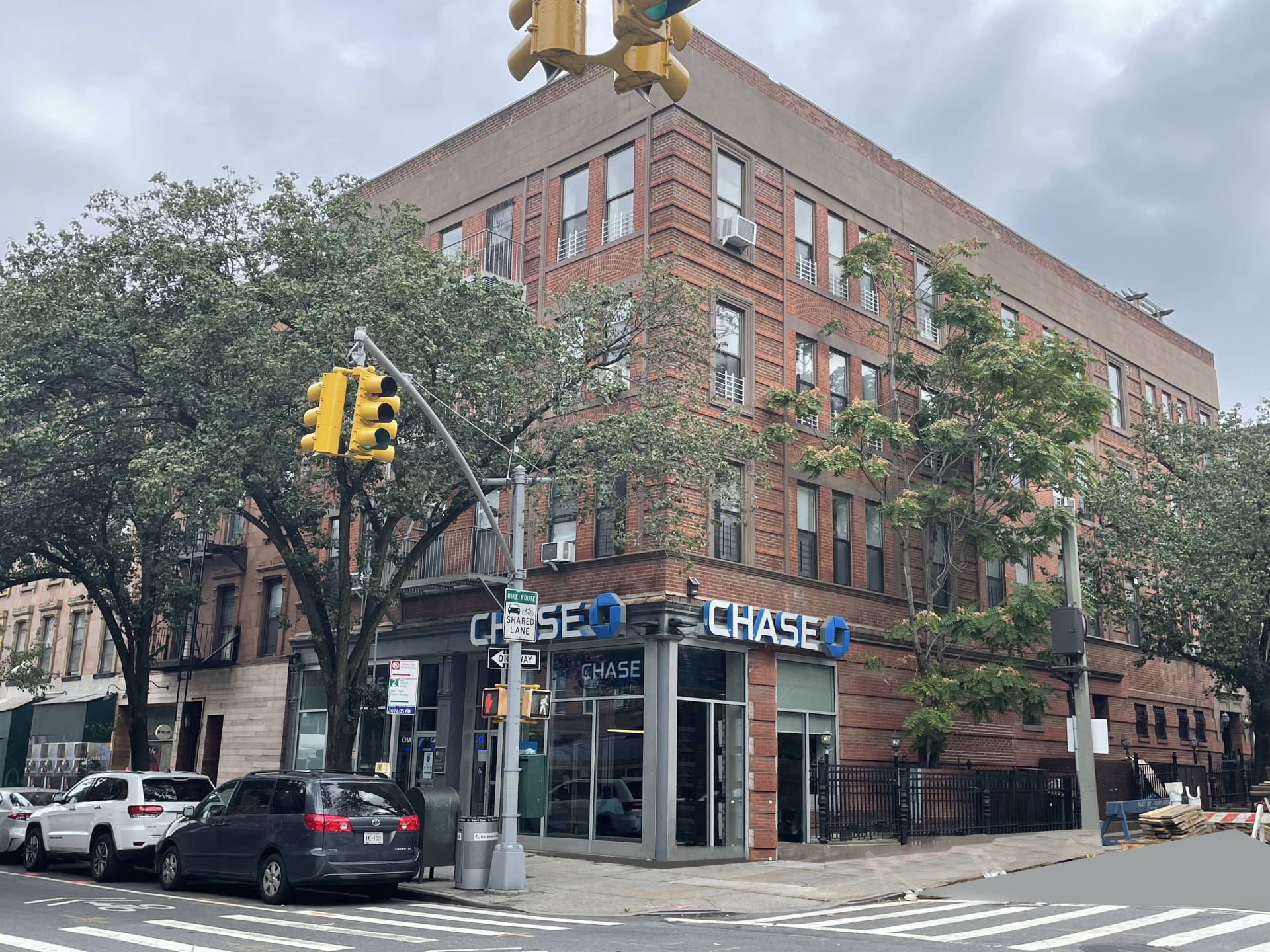 159 5th Ave