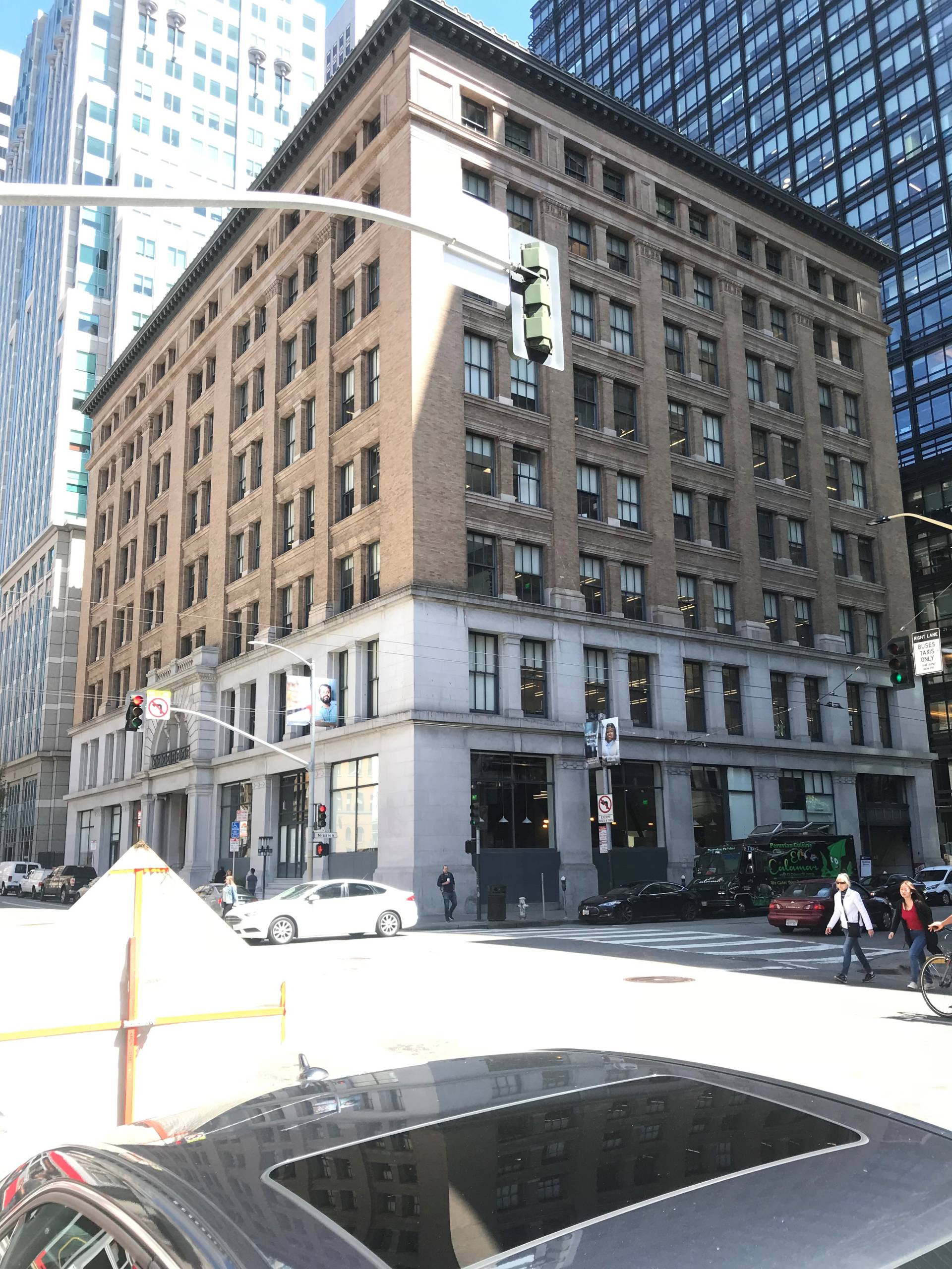 85 2nd St