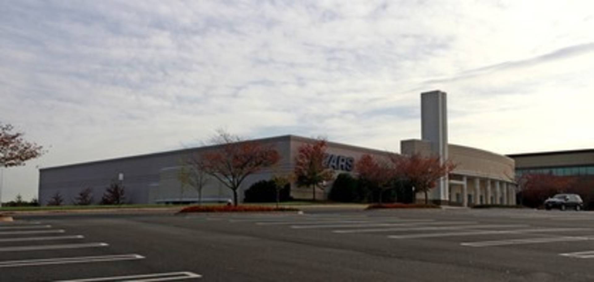 21000 Dulles Town Cir