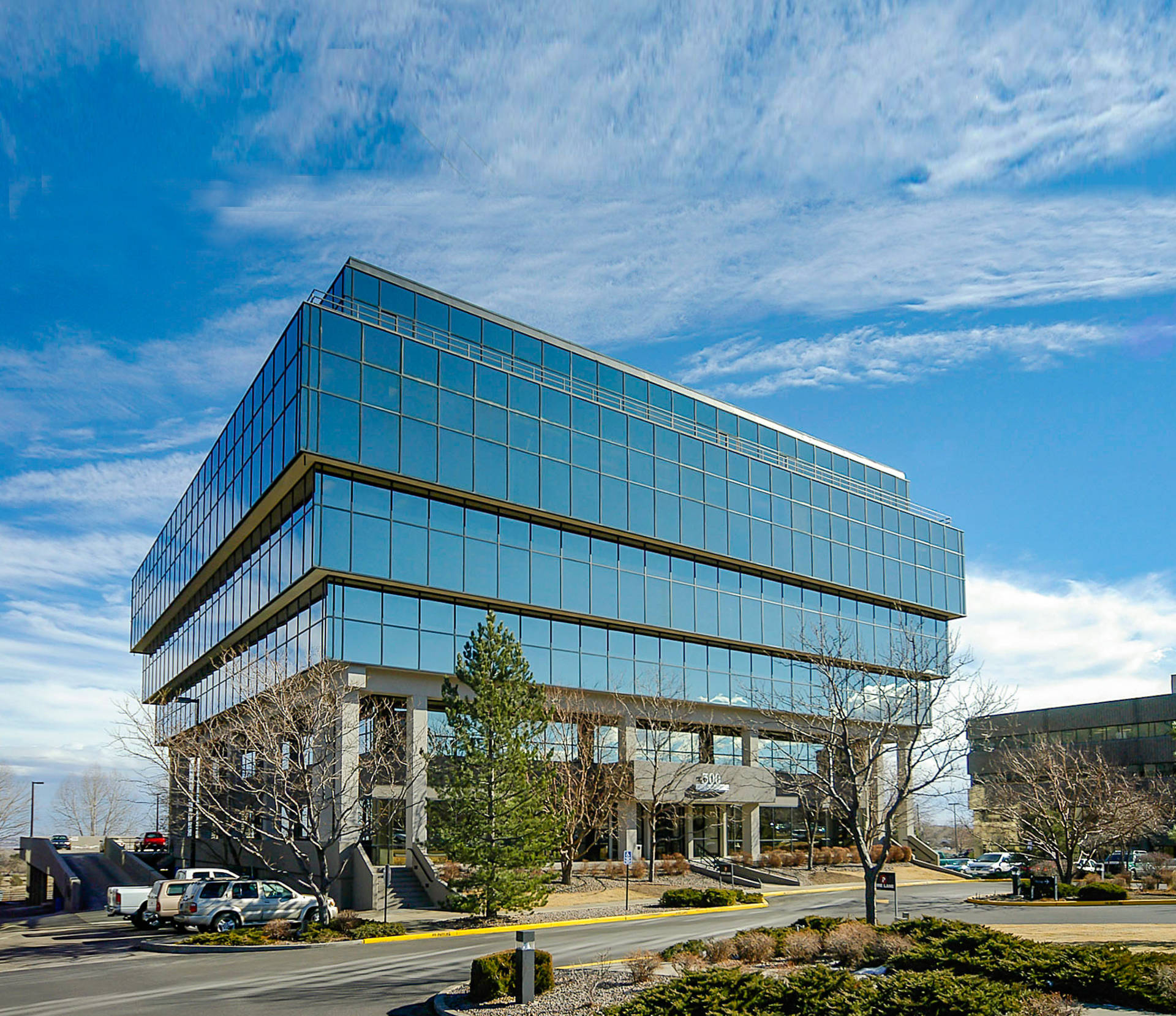 300 Union Blvd