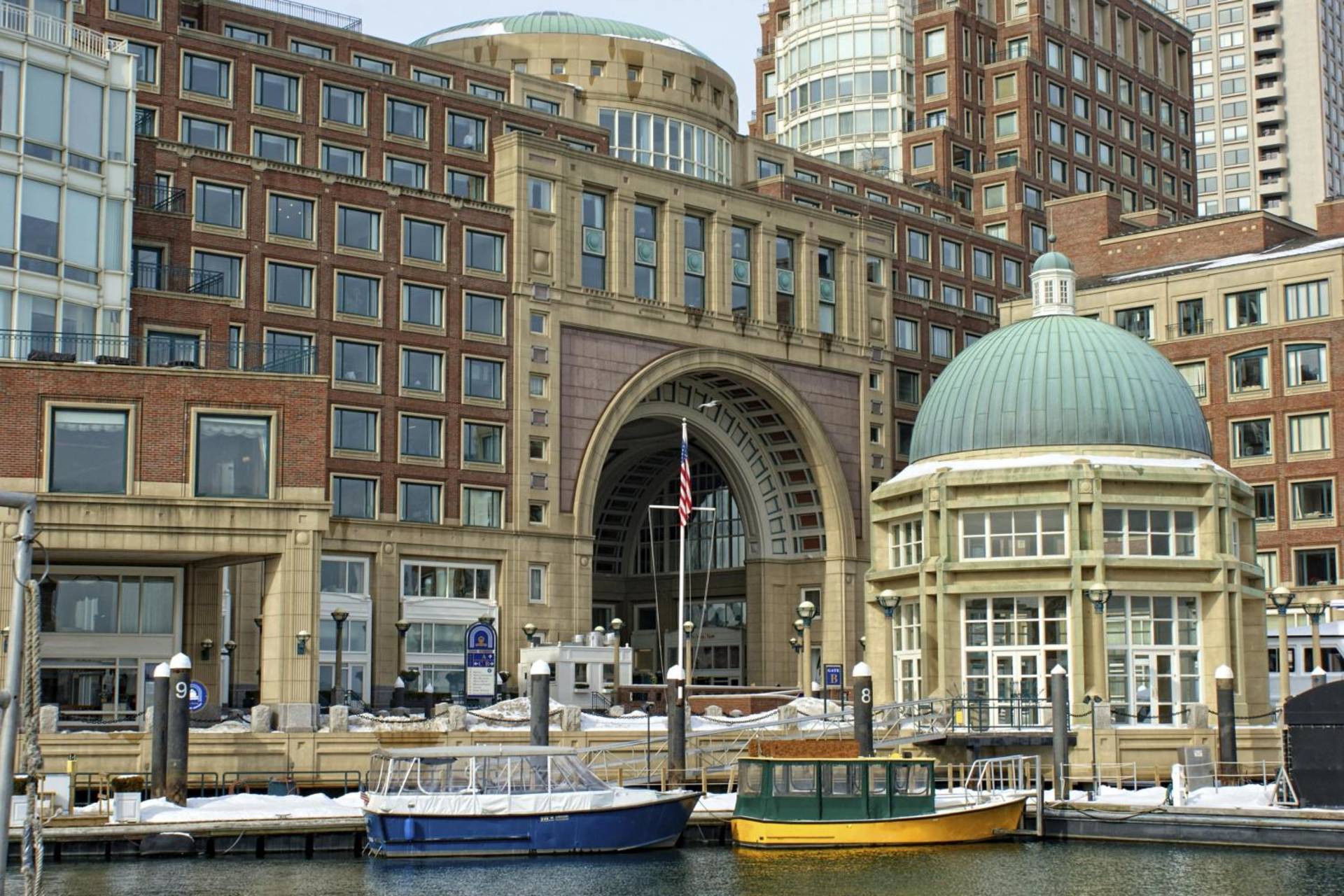 30 Rowes Wharf