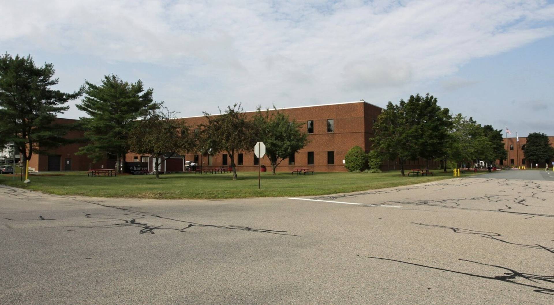 4400 Computer Dr