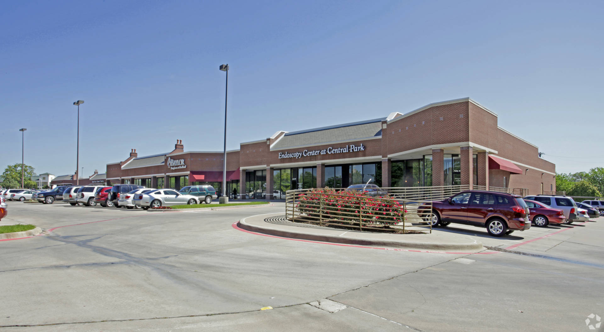 1600 Central Dr
