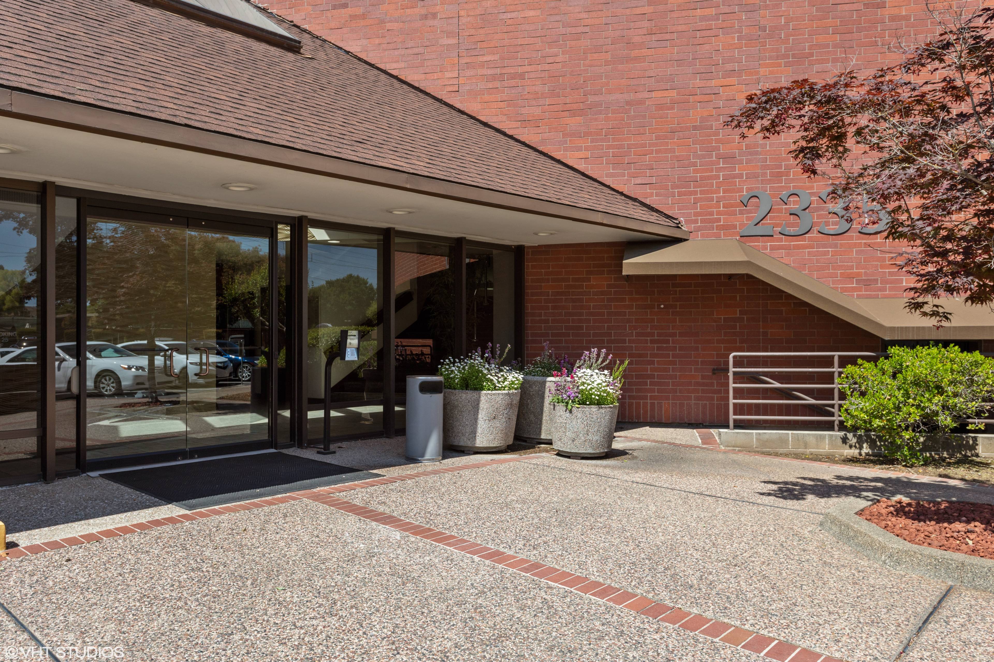 Campus Commons Center, 2335 American River Dr JLL Properties US