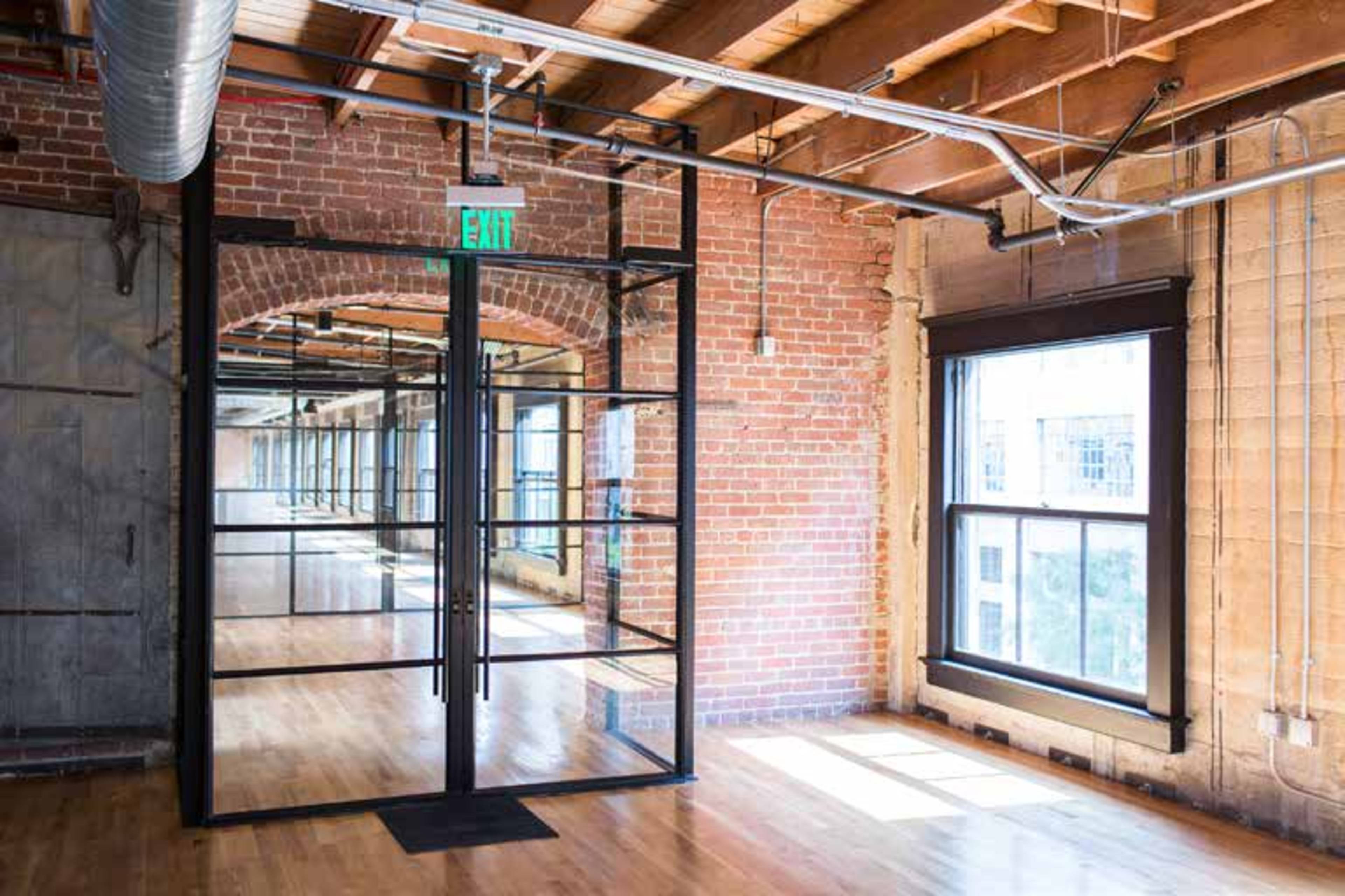 Building II, 767 S Alameda St | JLL Properties - US