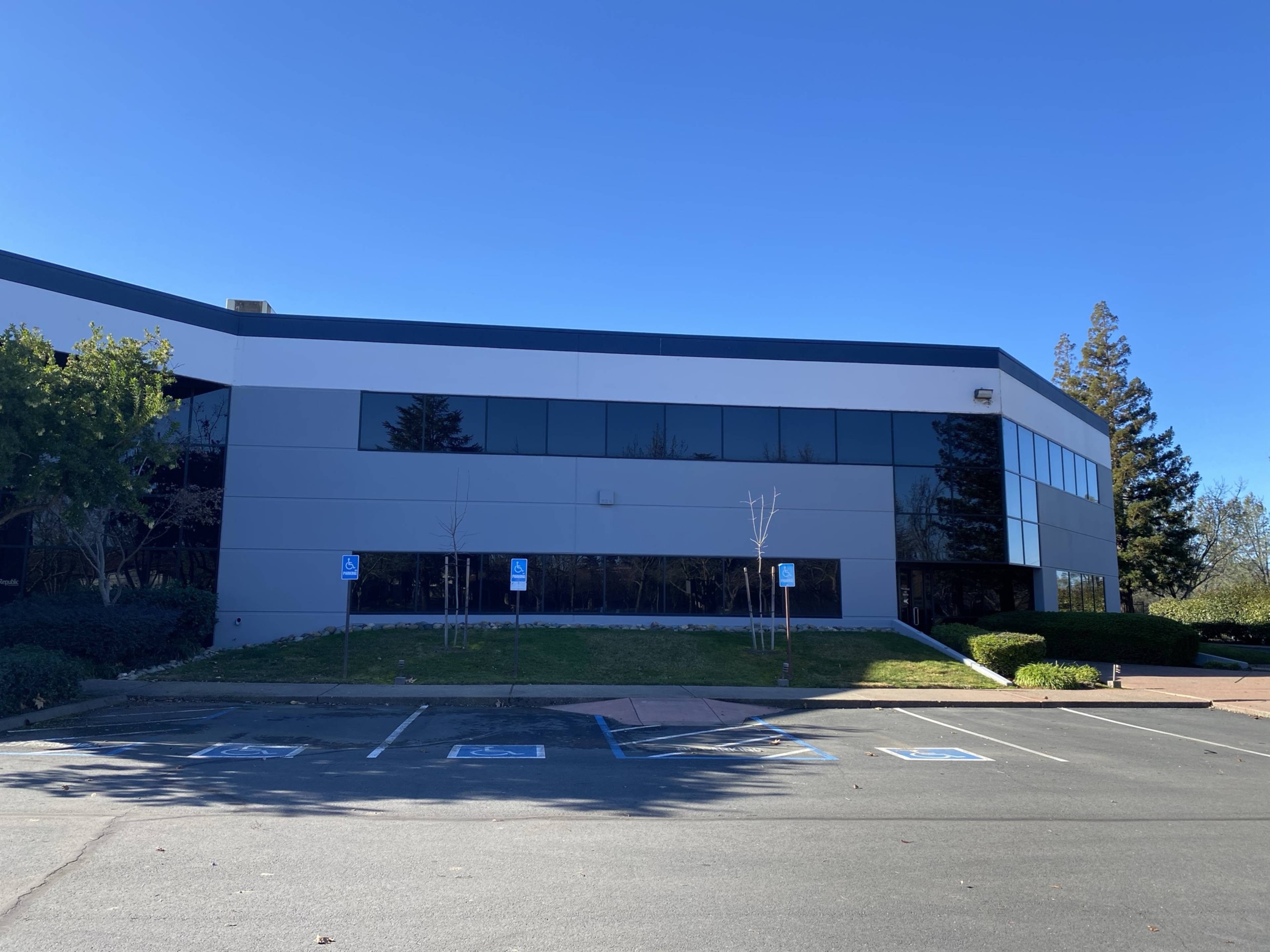 100 Blue Ravine Rd | JLL Properties - US