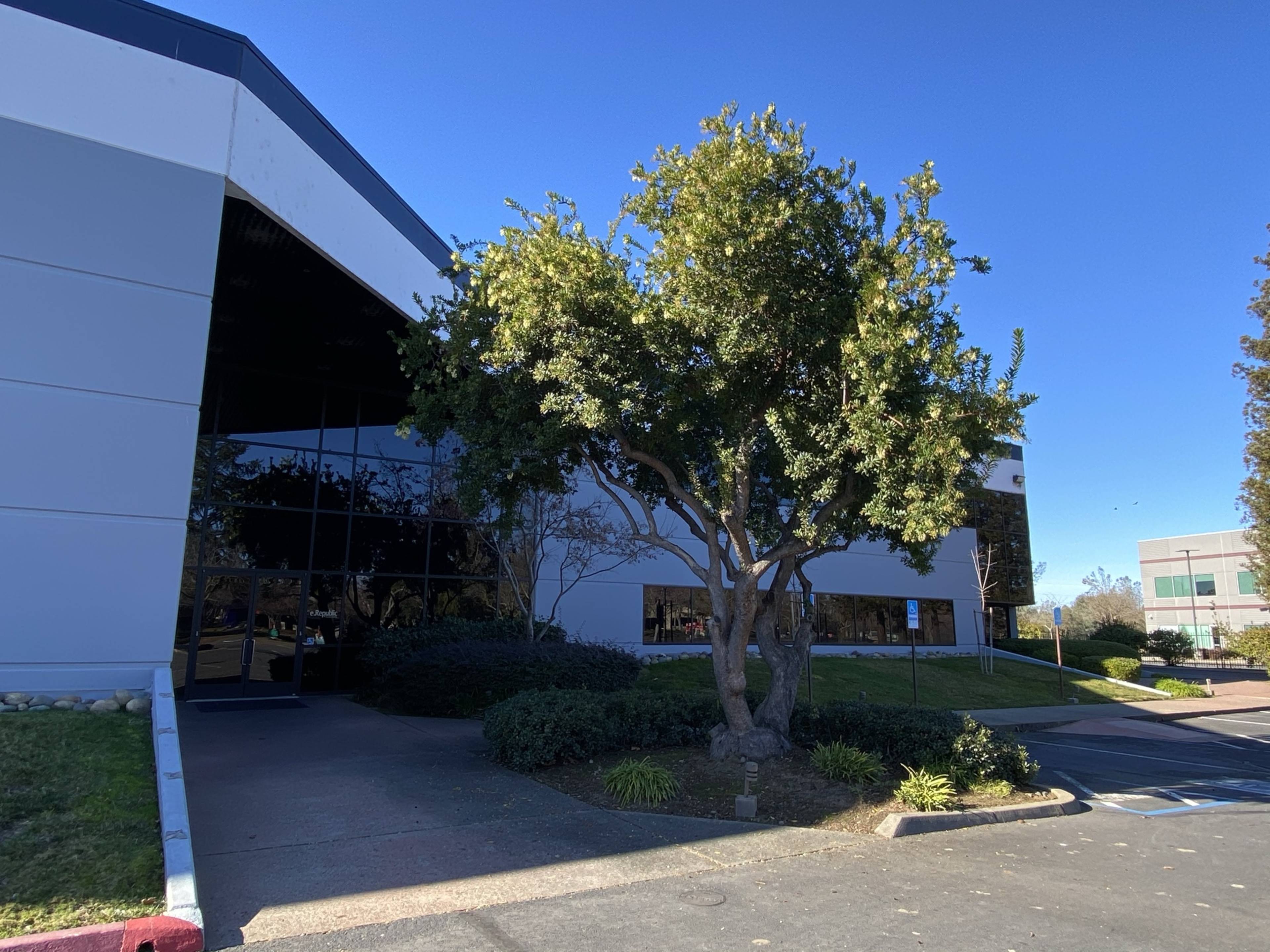 100 Blue Ravine Rd | JLL Properties - US
