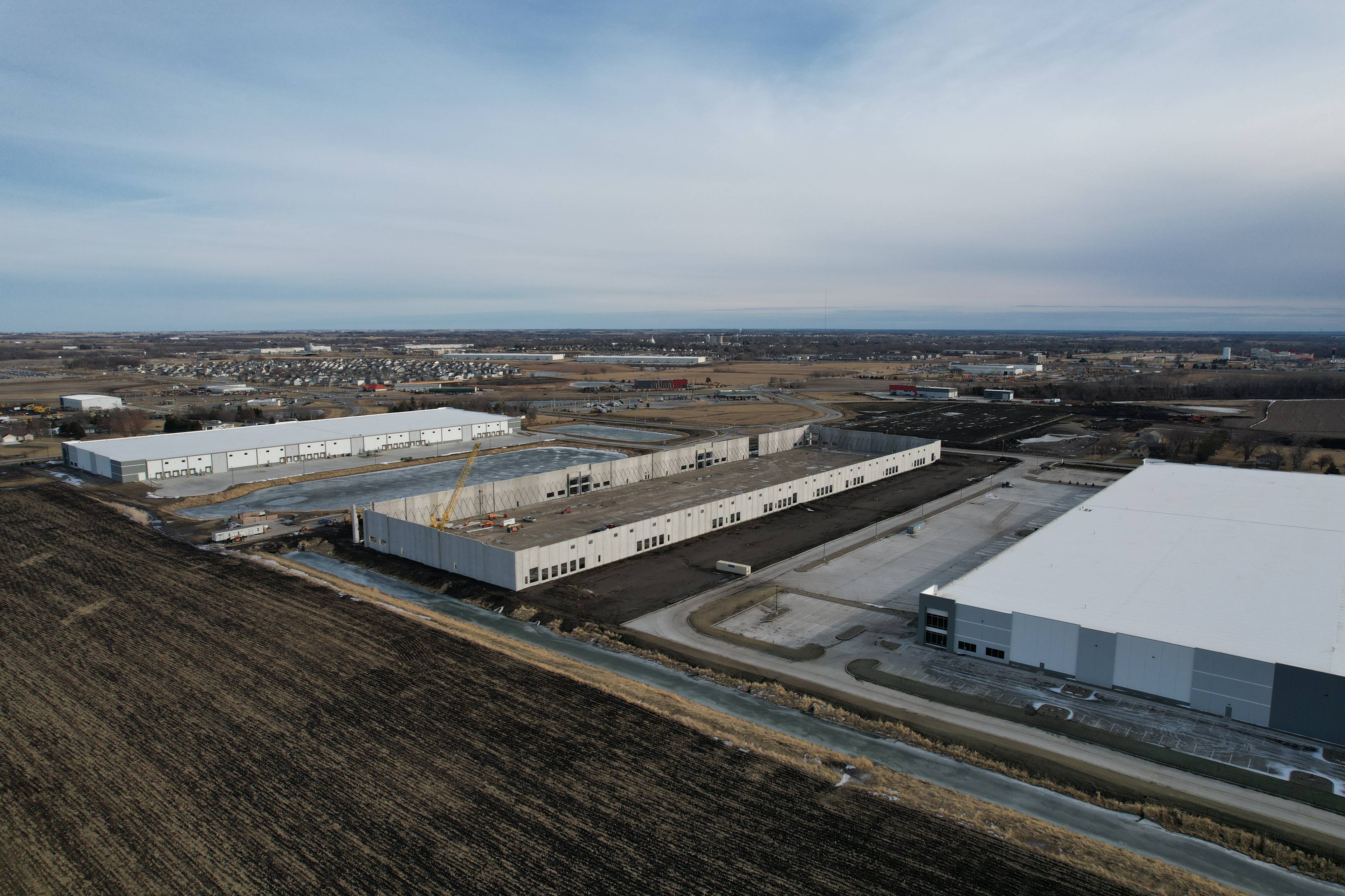 Altus Commerce Center Building C, 2600 20th St SW JLL Properties US