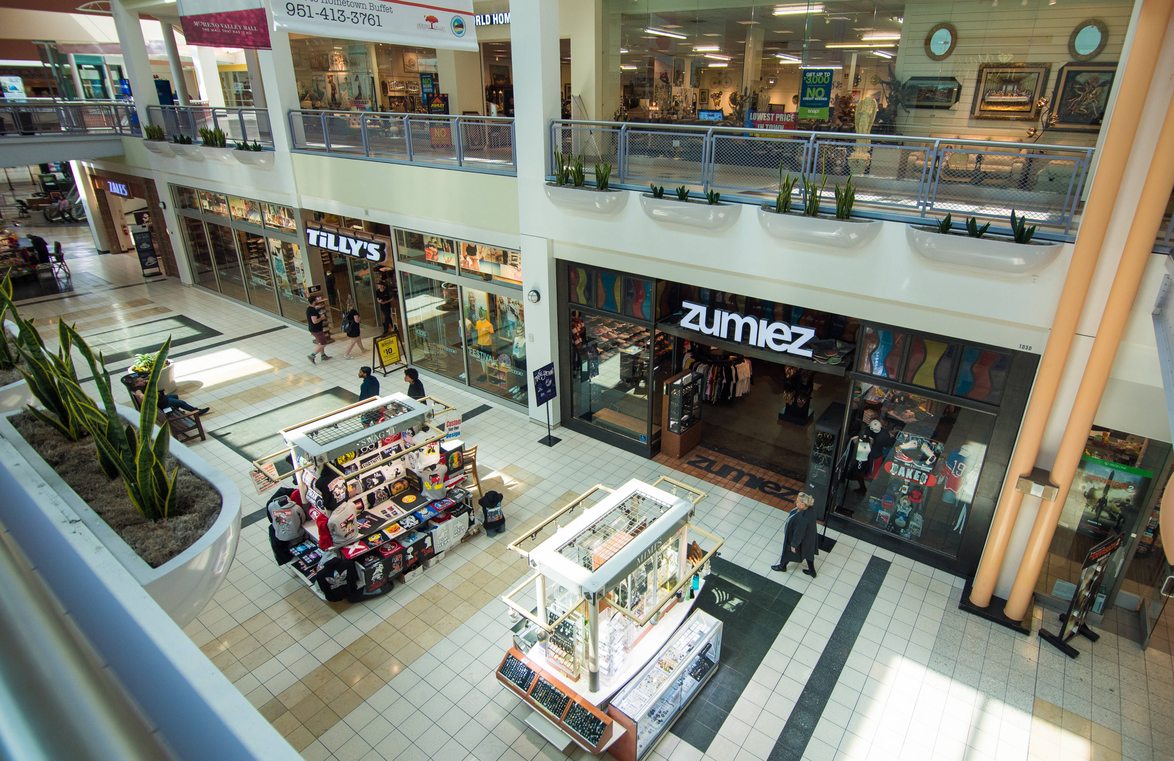 Moreno Valley Mall Sears, 22550 Town Cir JLL Properties US