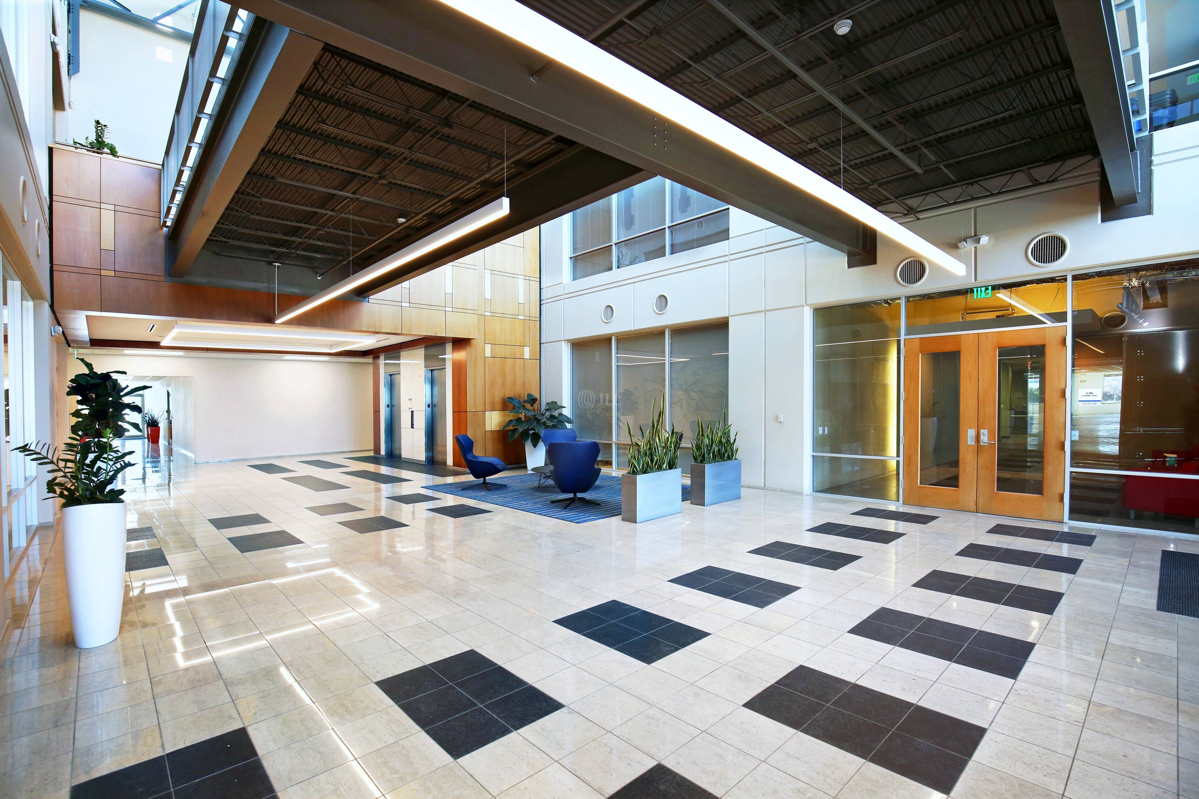 Royal Ridge Key Llc Royal Ridge Offices 2, 8081 Royal Ridge Pkwy | JLL Properties - US