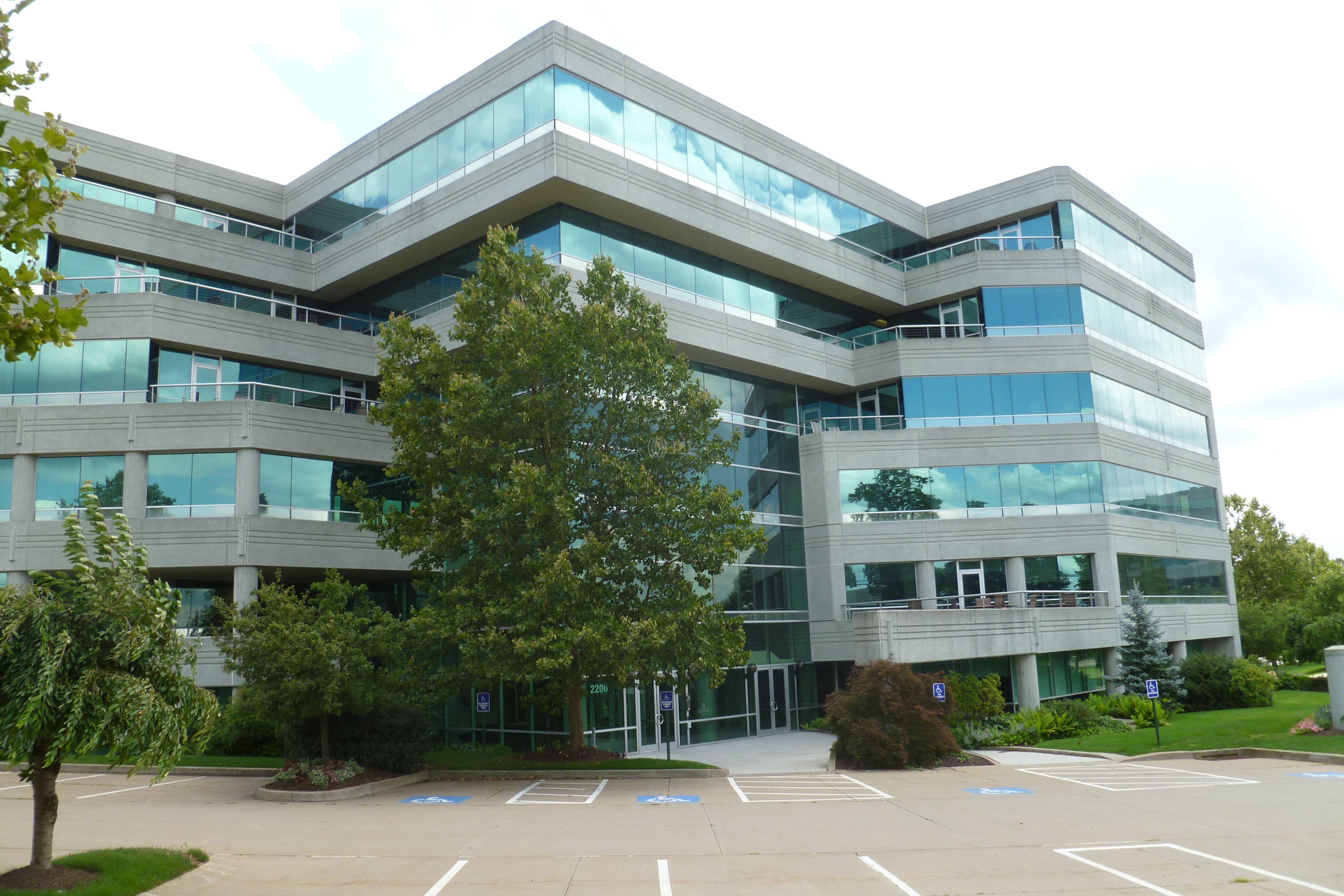 Waterfront Corporate Park I, 2200 Georgetown Dr | JLL Properties - US
