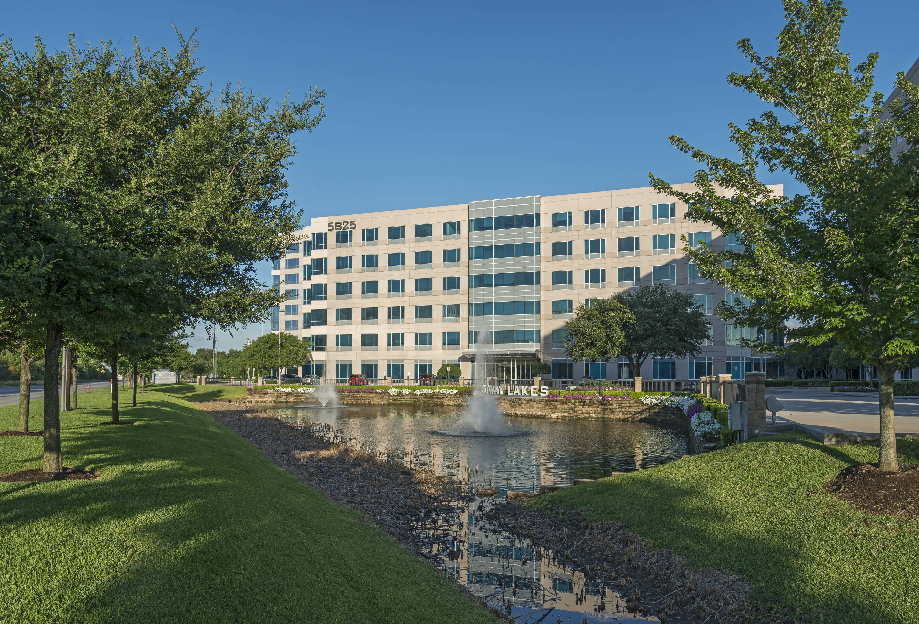 7703 North Sam Houston Parkway West