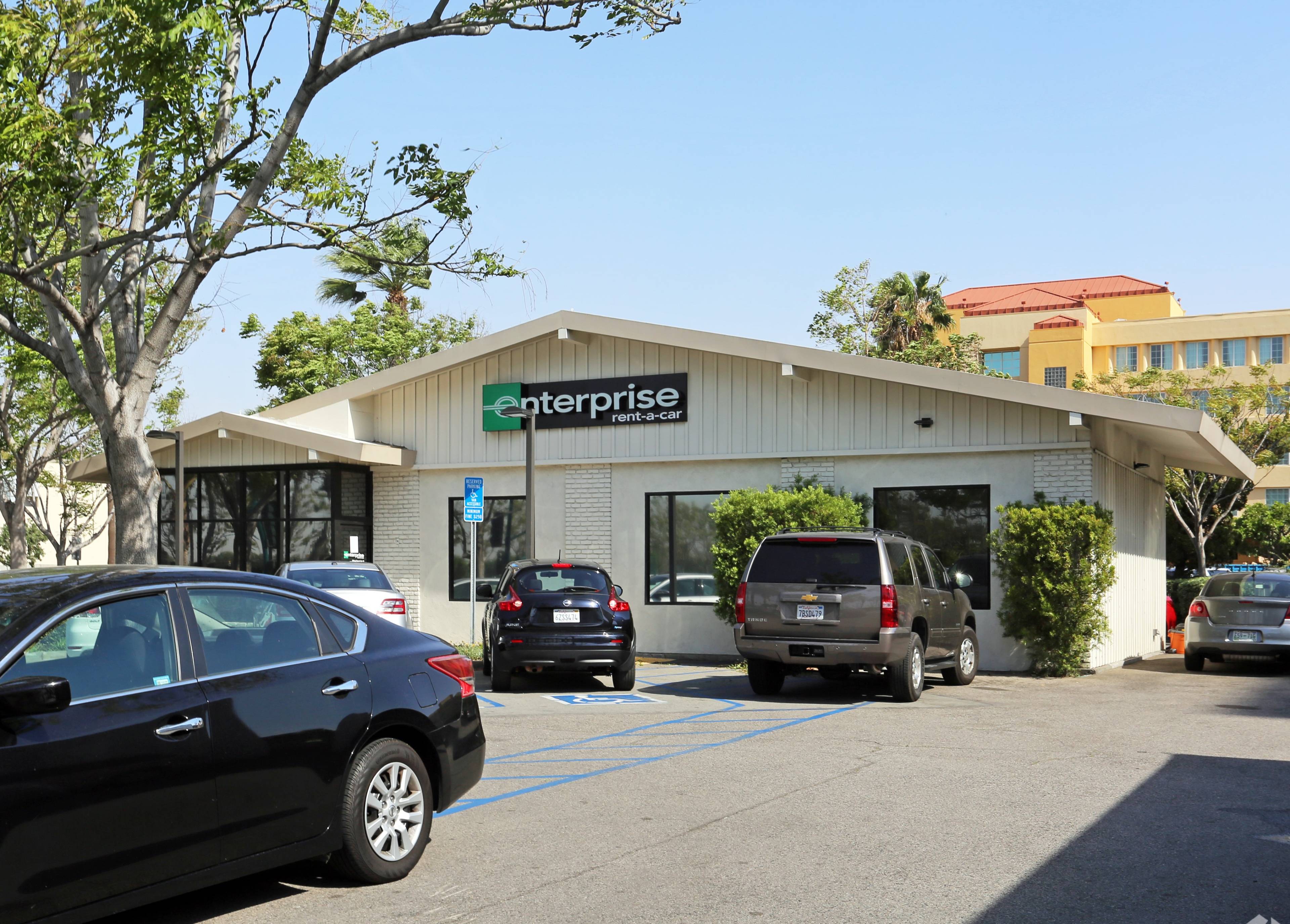 231 W Katella Ave | JLL Properties - US