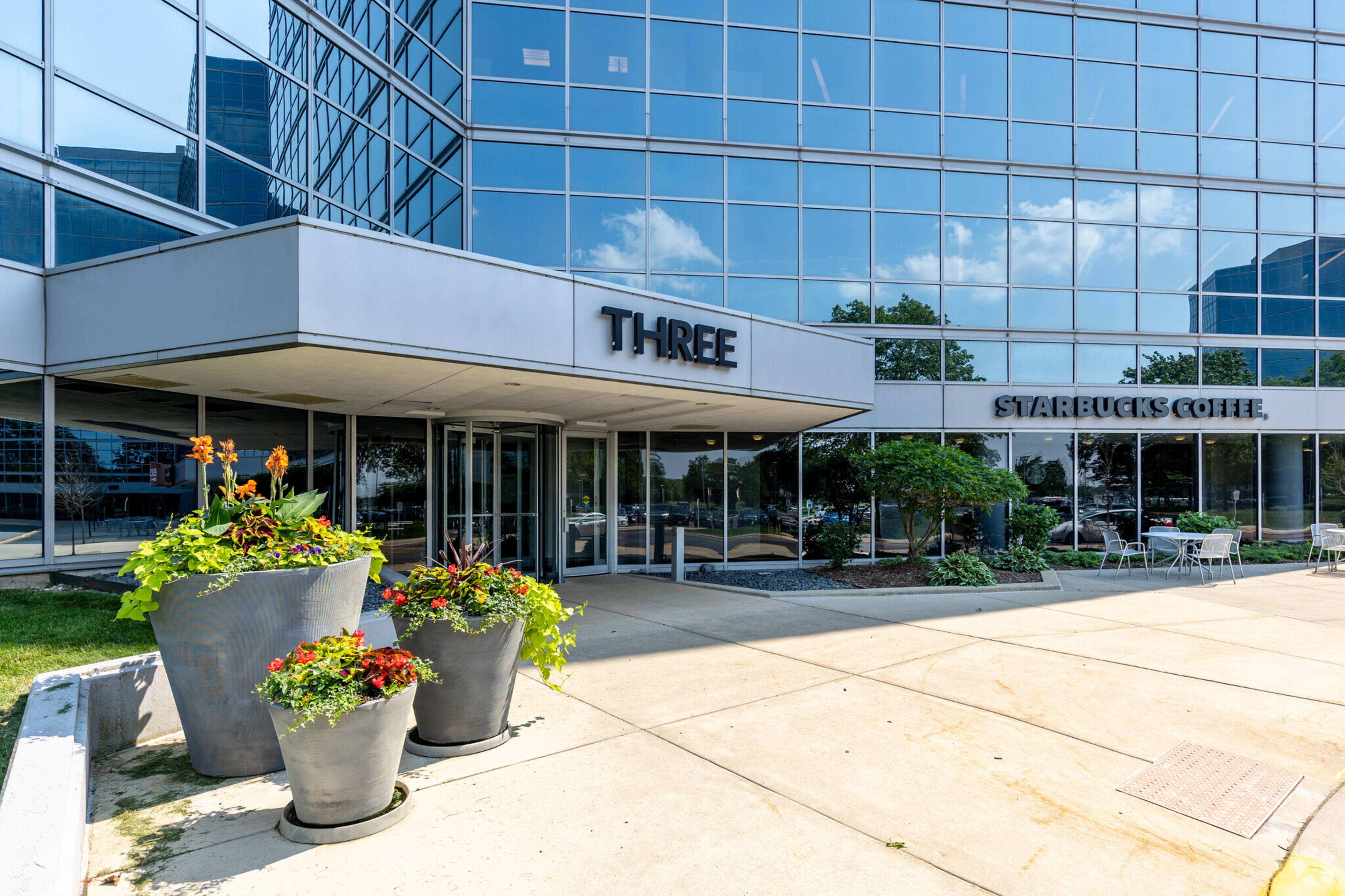 Westbrook Tower III, 3 Westbrook Corporate Ctr JLL Properties US