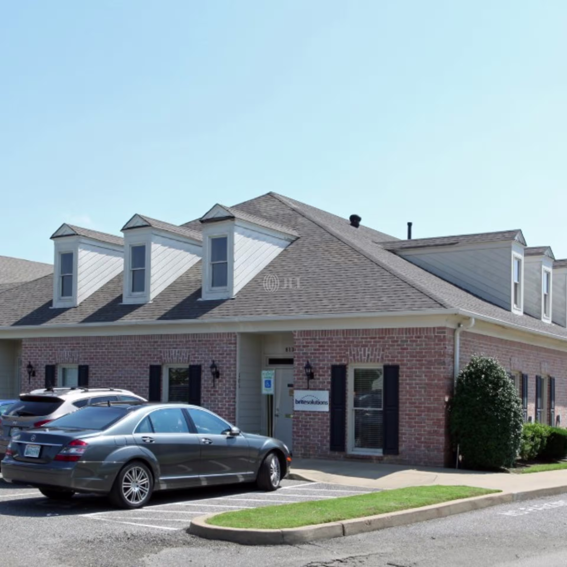 8134 Country Village Dr