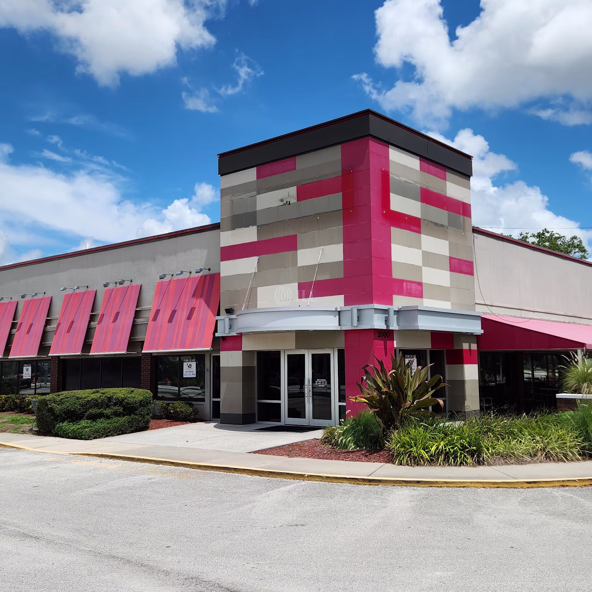2000 Evans Rd