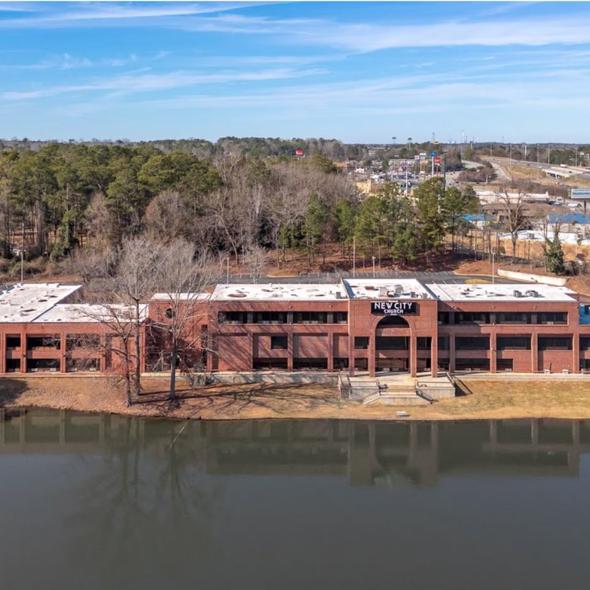 3500 Riverside Dr