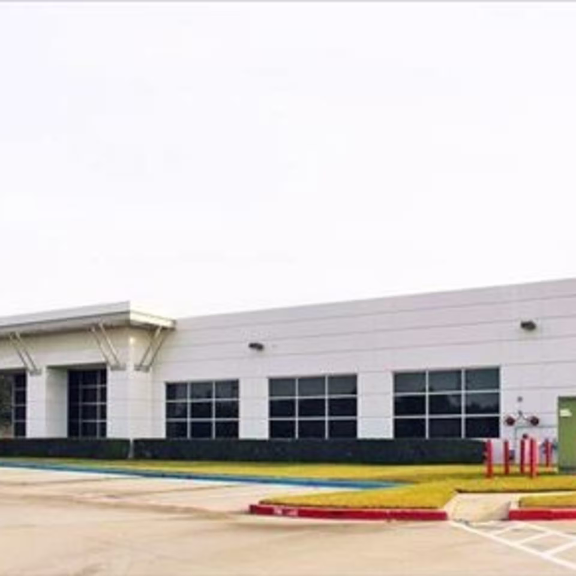 700 N Sam Houston Pkwy W