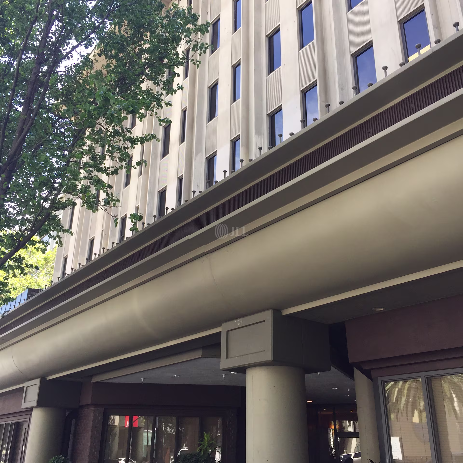 95 S Market St