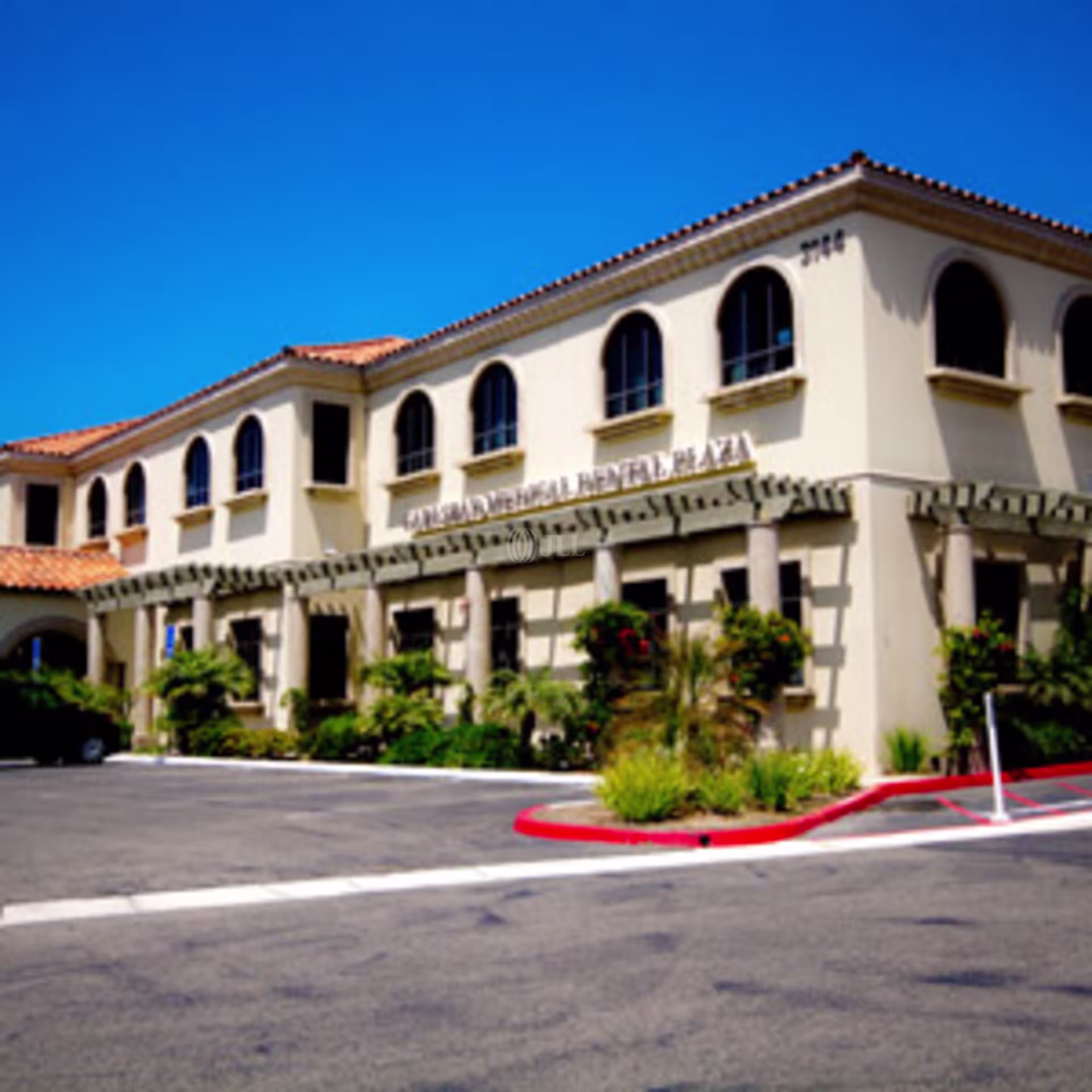 3144 El Camino Real