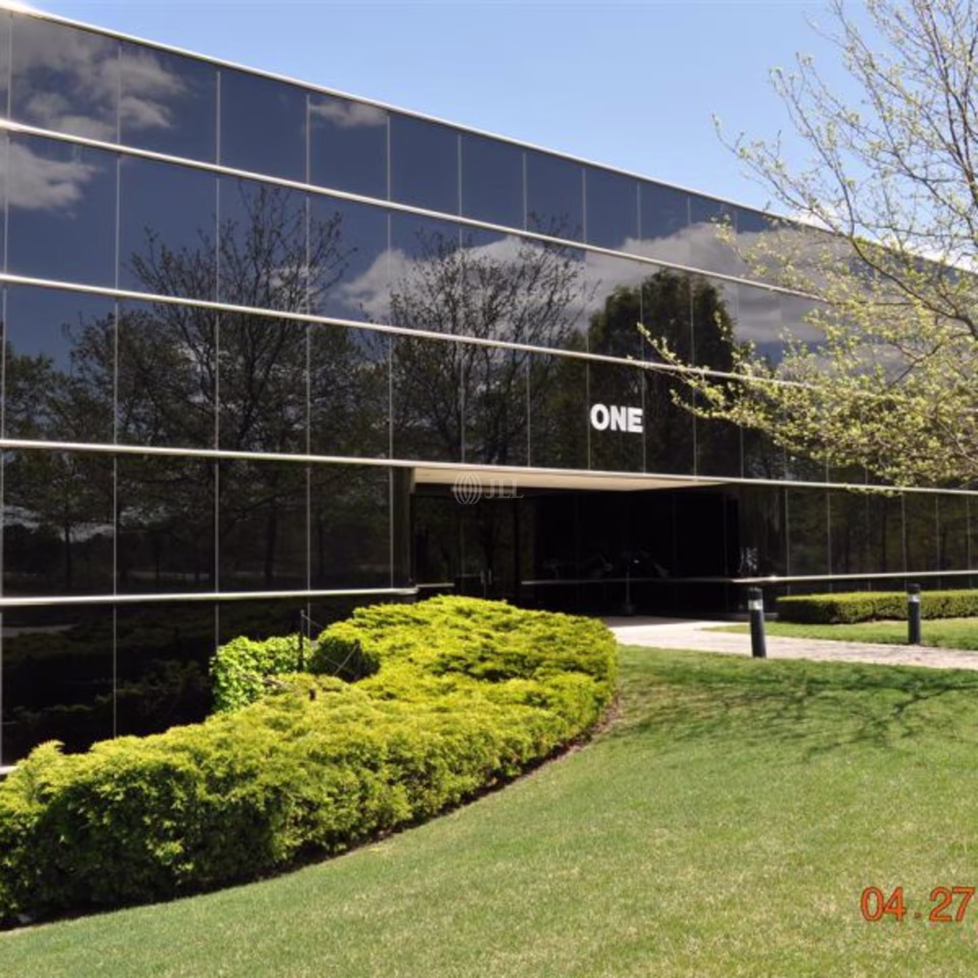 1 Corporate Dr