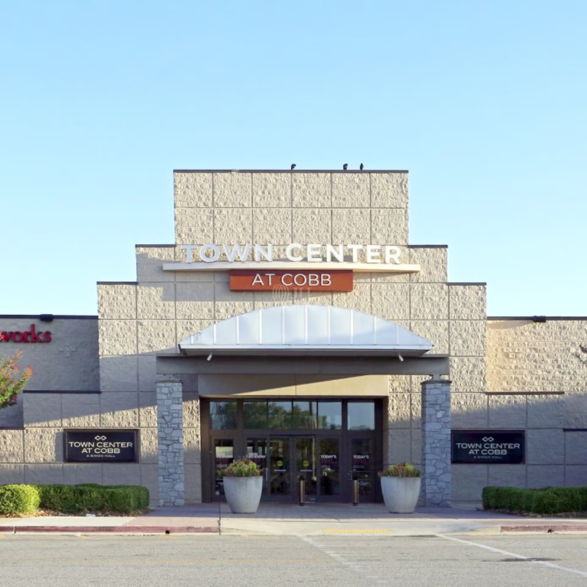 400 Ernest W Barrett Pkwy NW