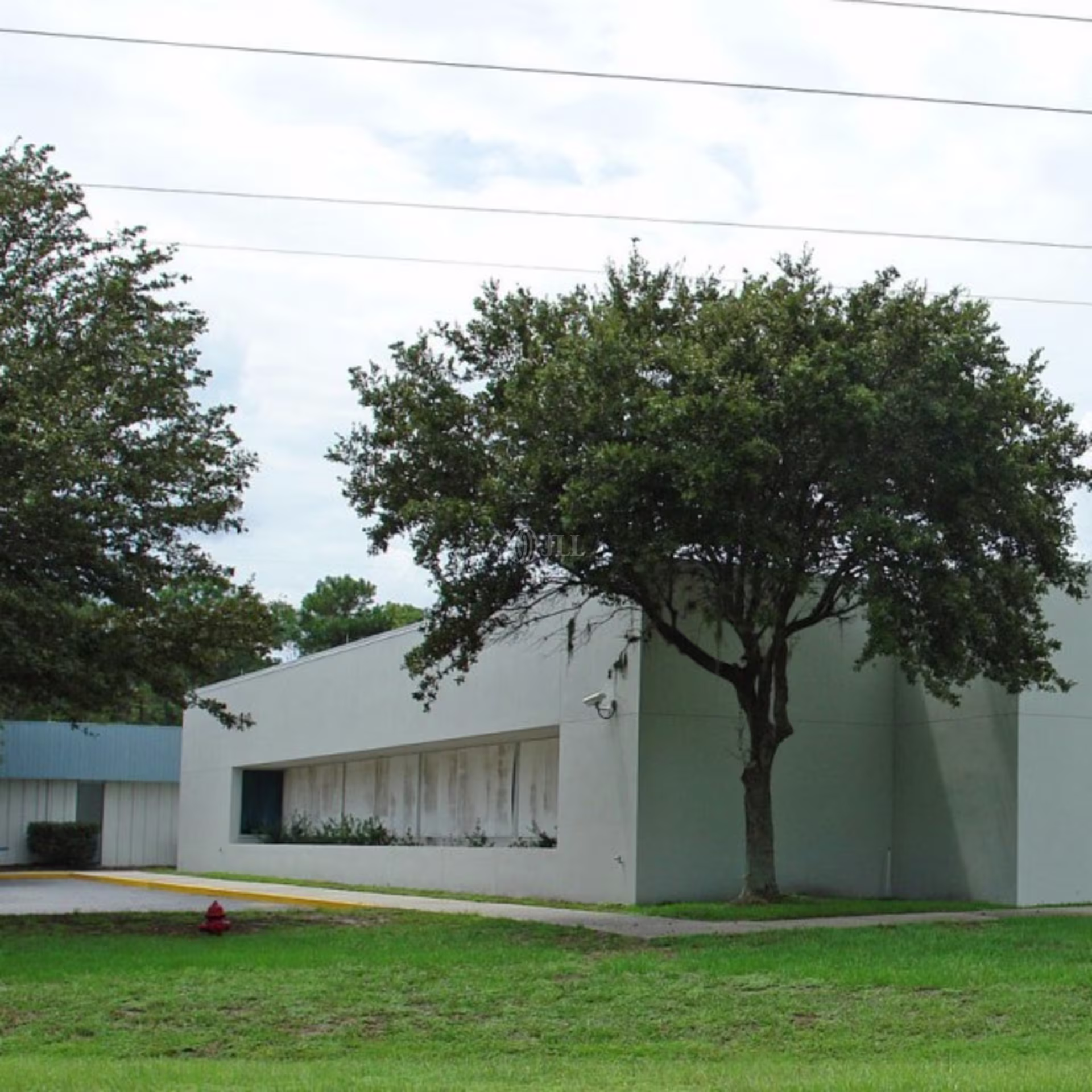 8200 & 8202 W Venable St