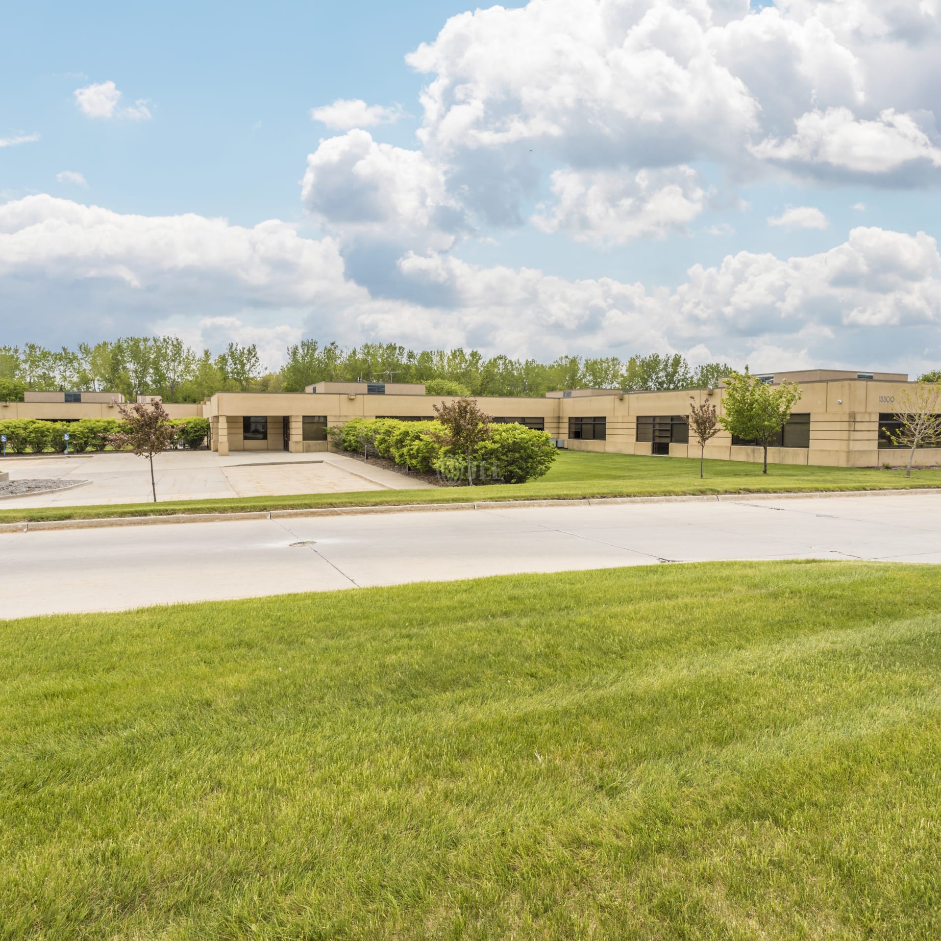 13300 Hickman Rd