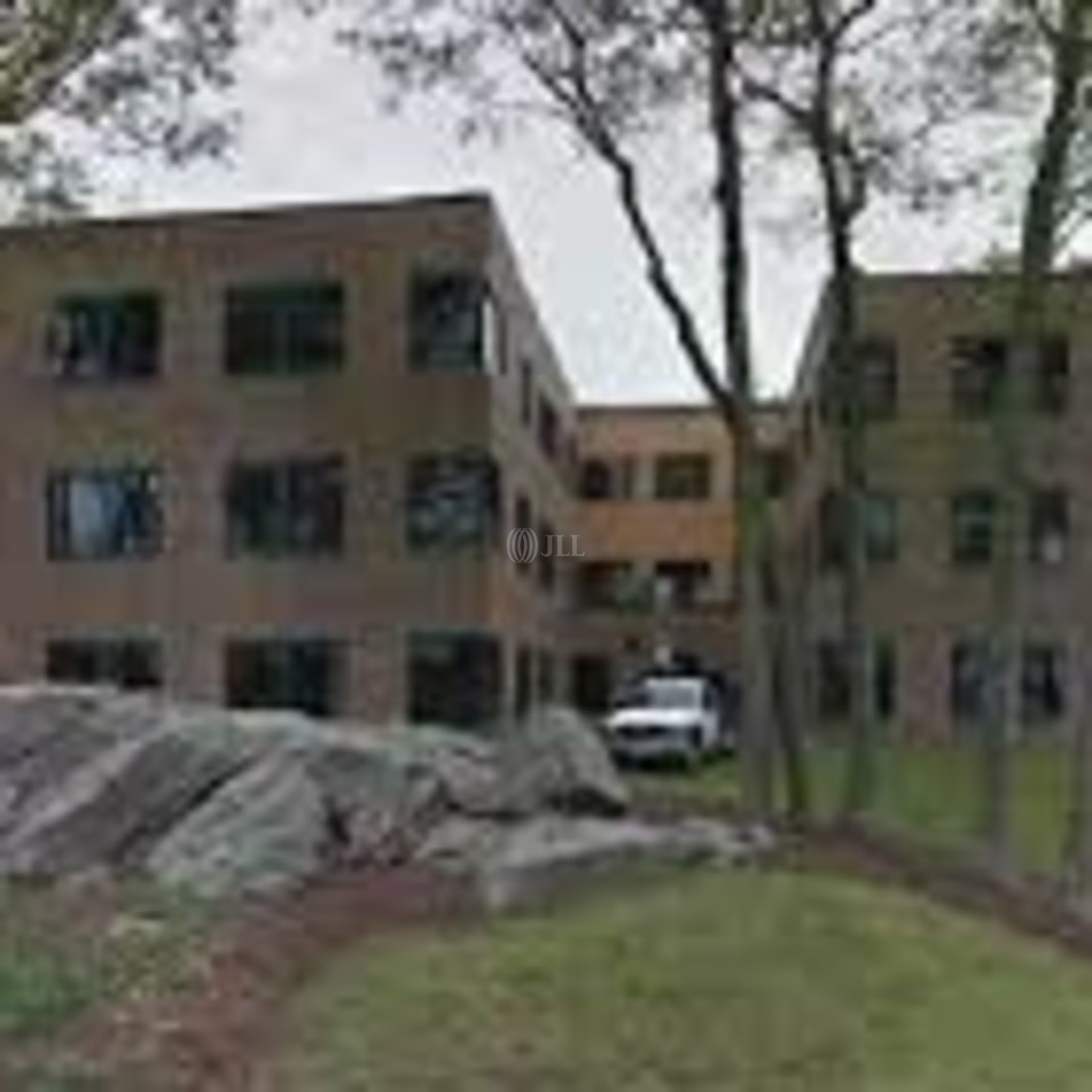 500 River Ridge Dr