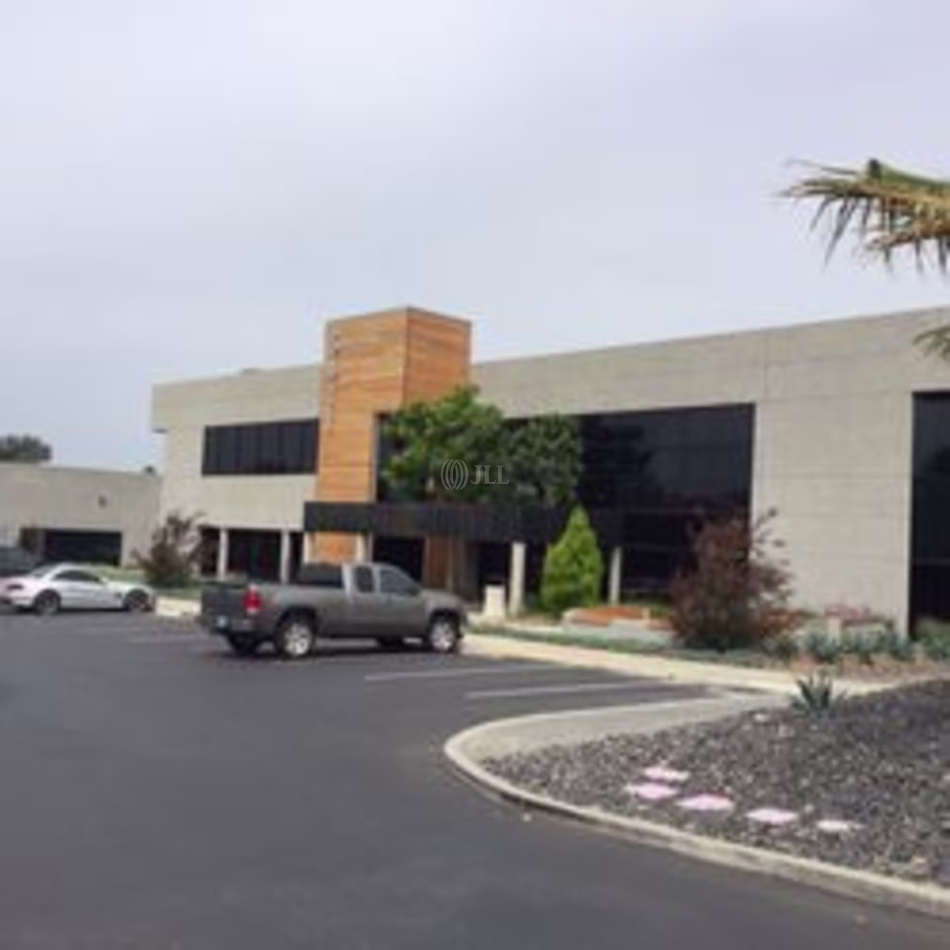 5421 Avenida Encinas