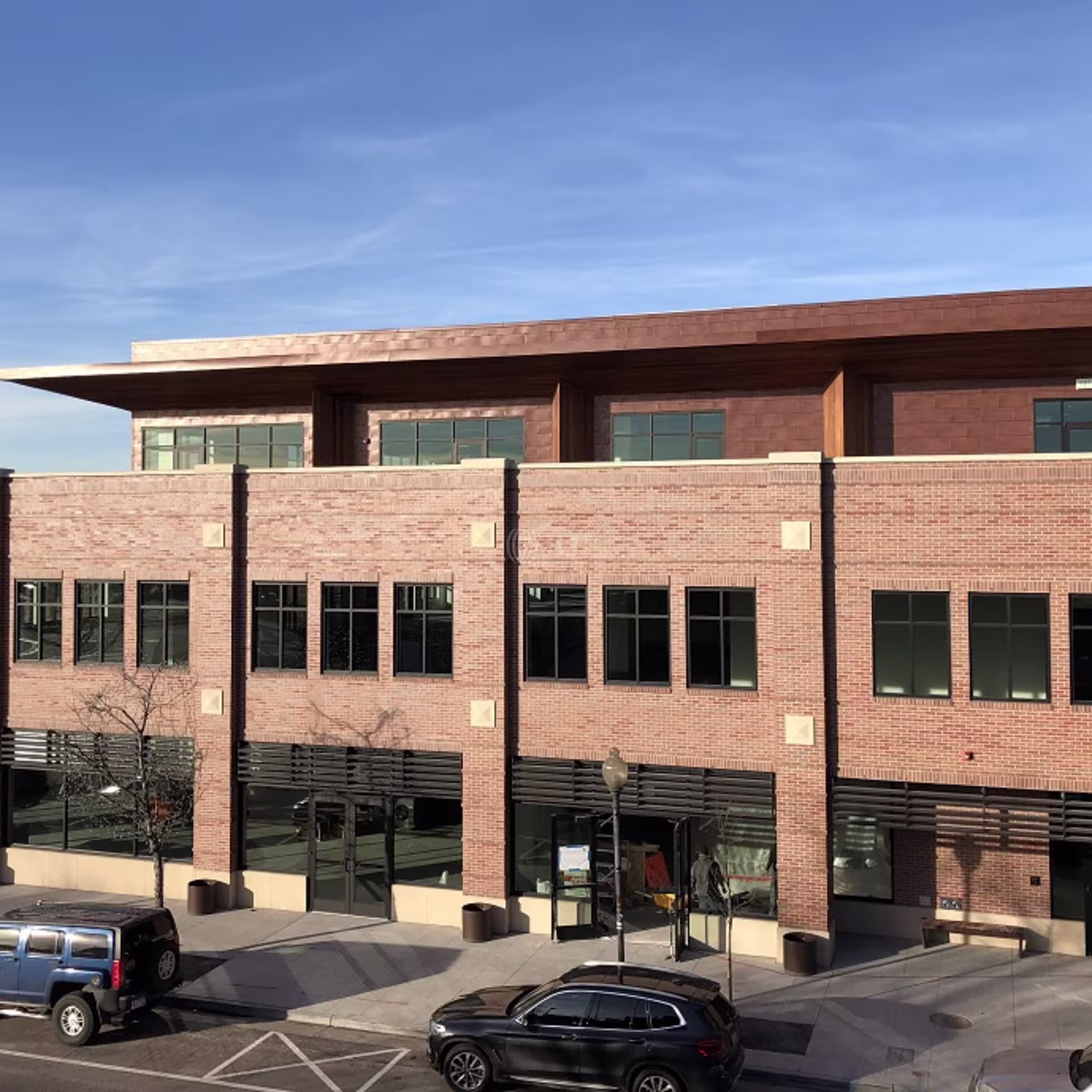 2679 W Main St