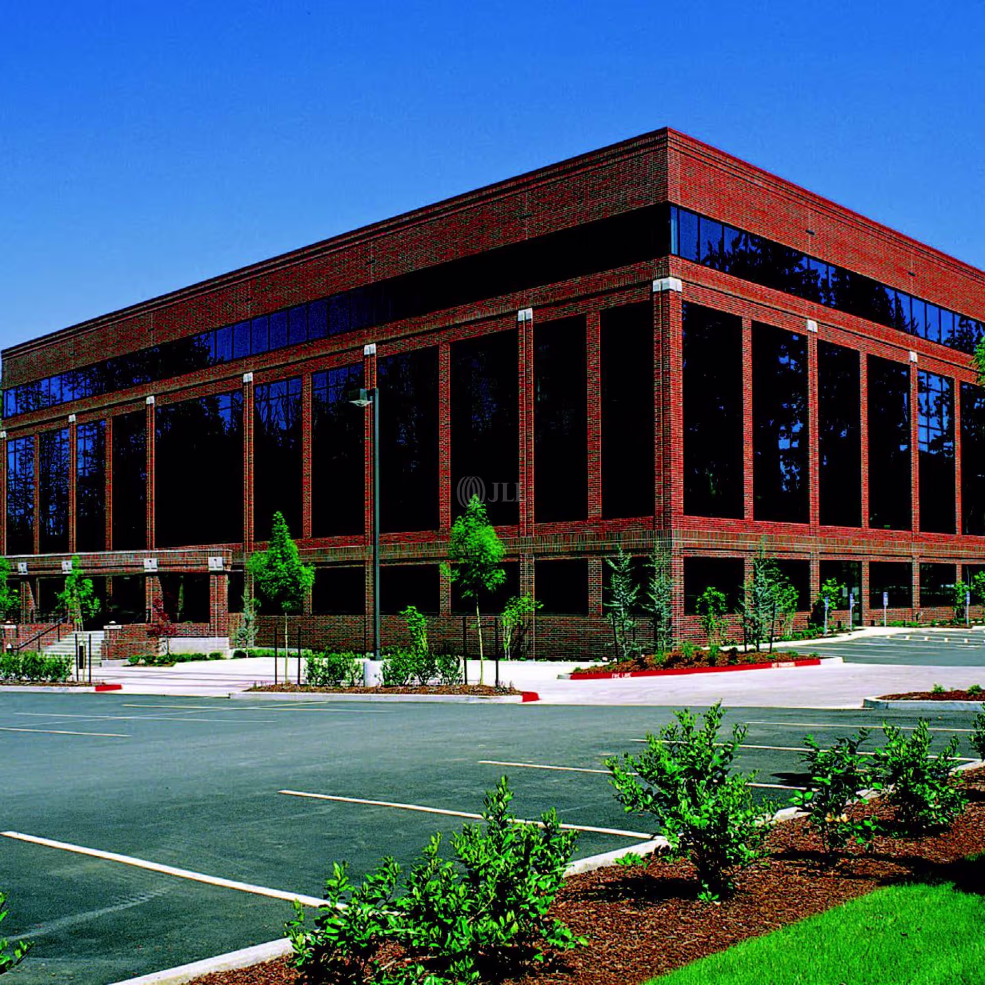 4800 Meadows Rd