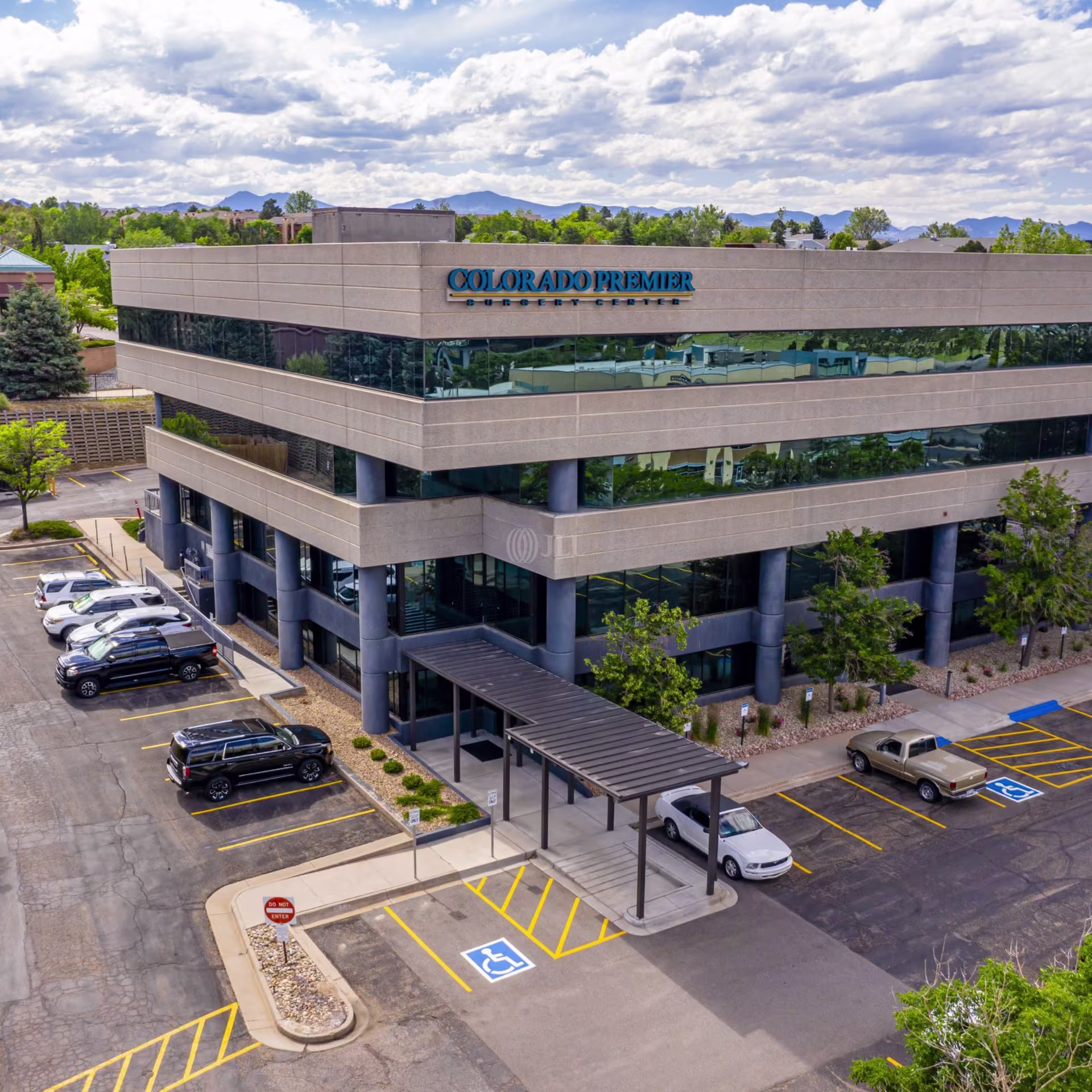 355 Union Blvd
