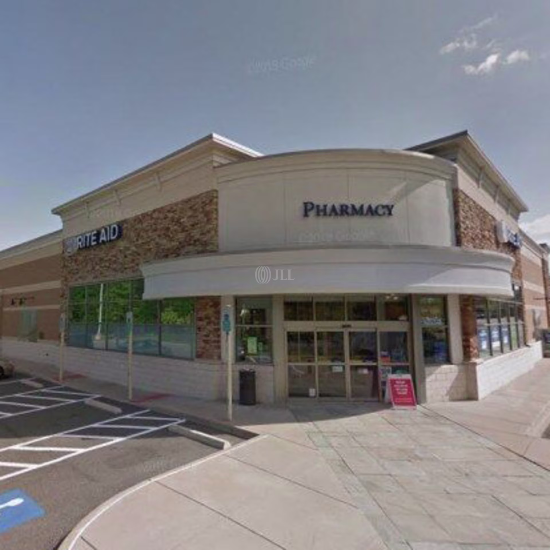 4424 Fortuna Center PLZ