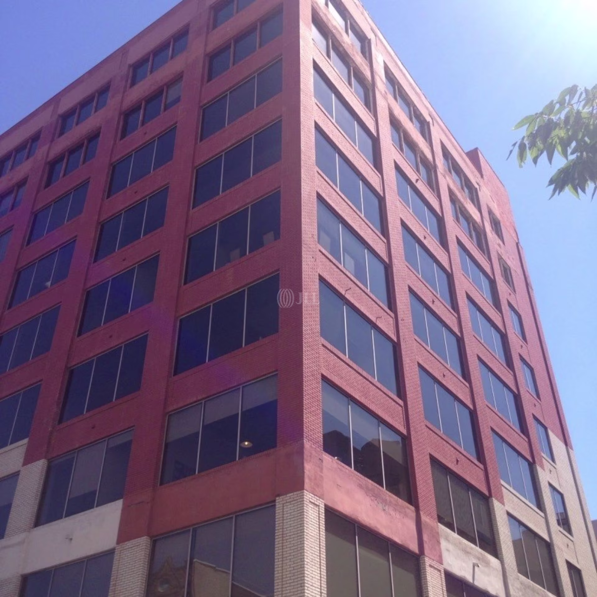 211 N 13th St