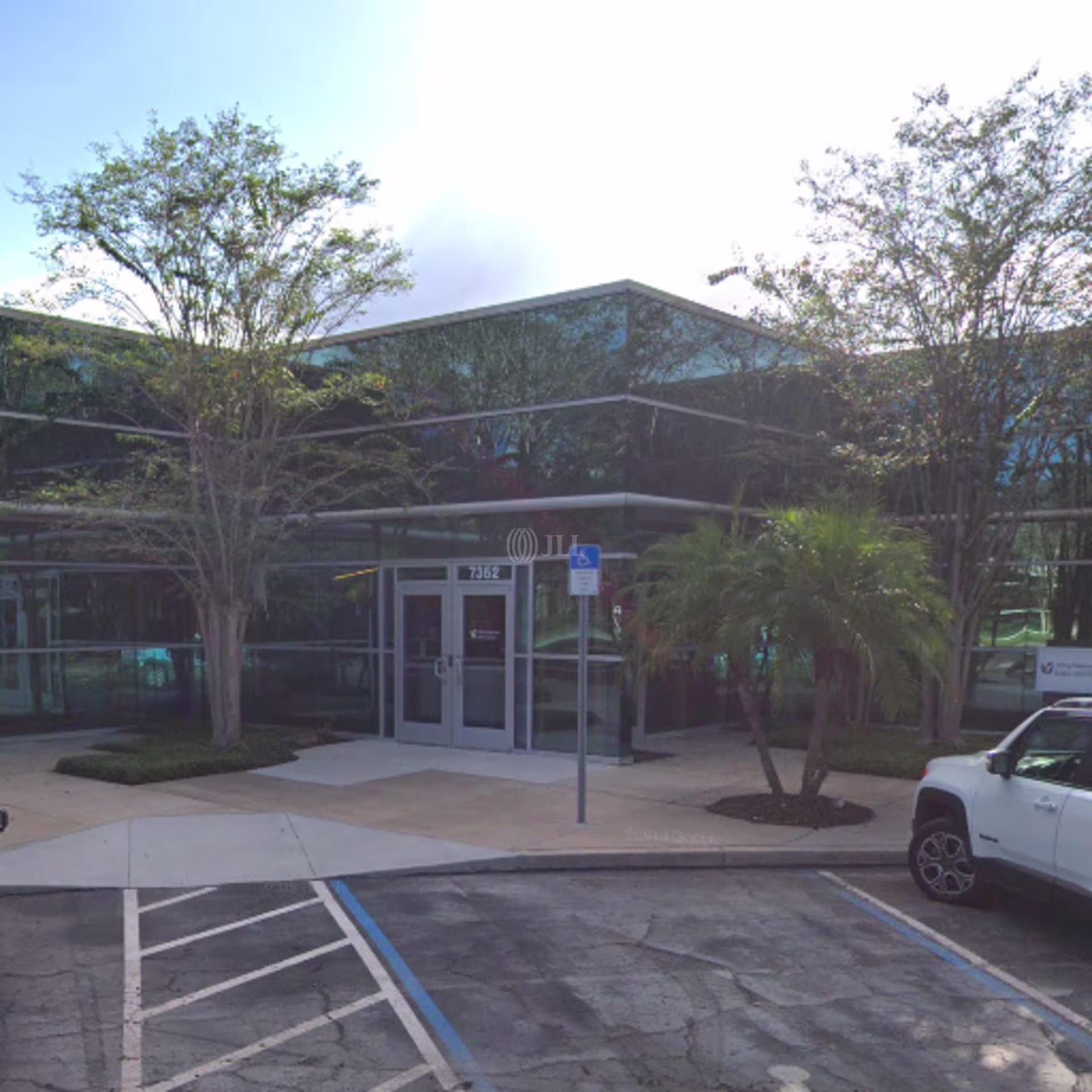 7300-7356 Greenbriar Pkwy