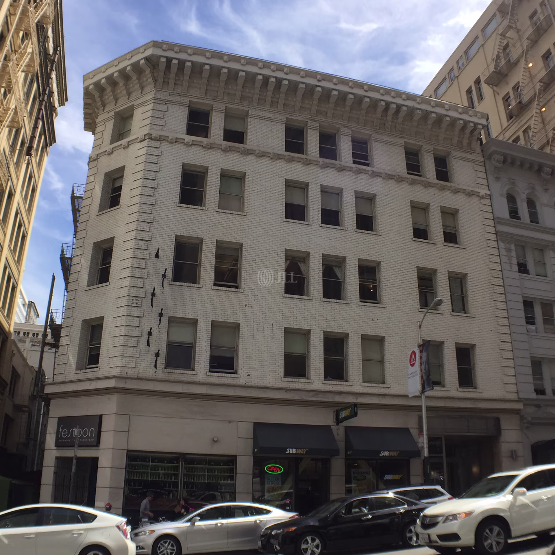425 Bush St