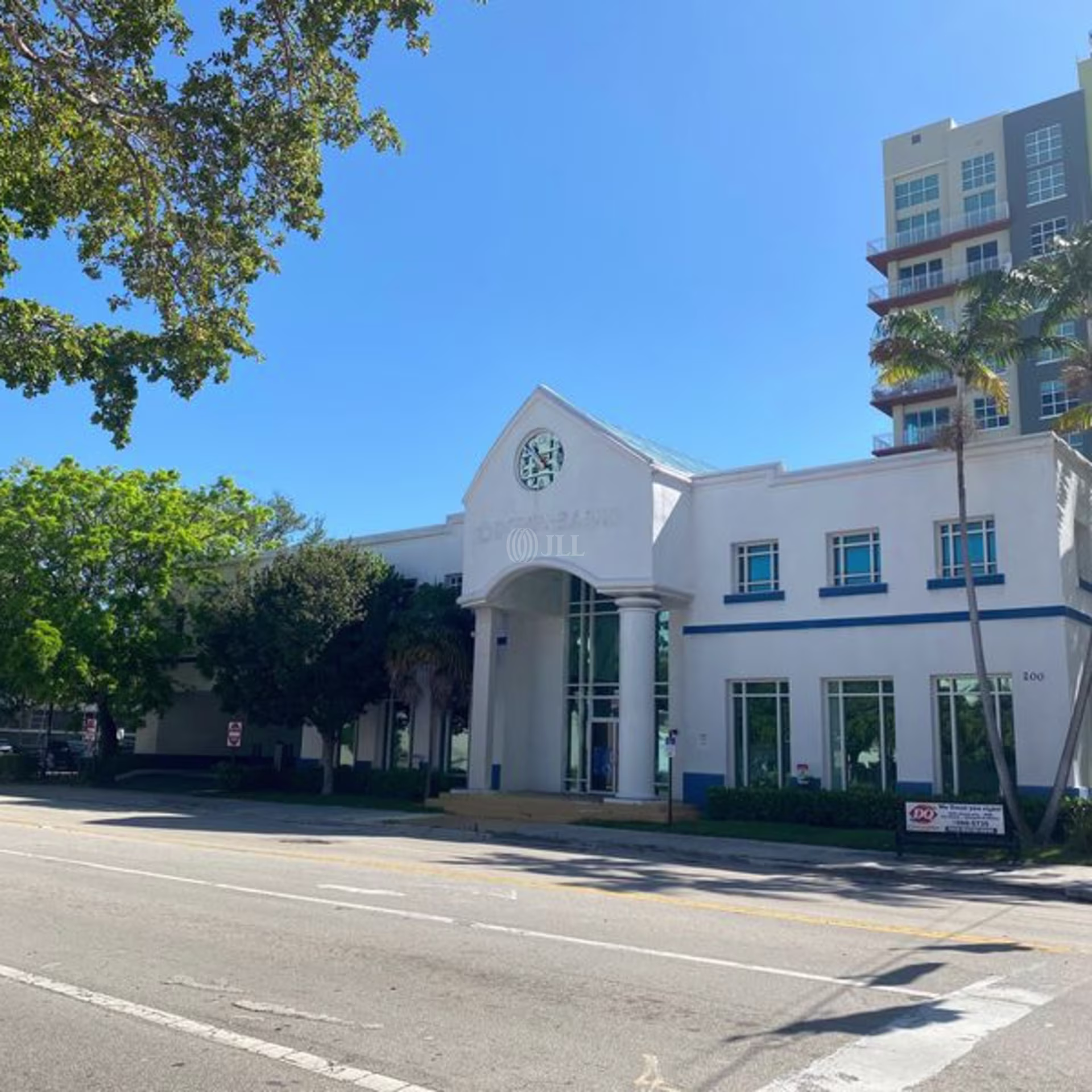 200 NE 3rd Ave