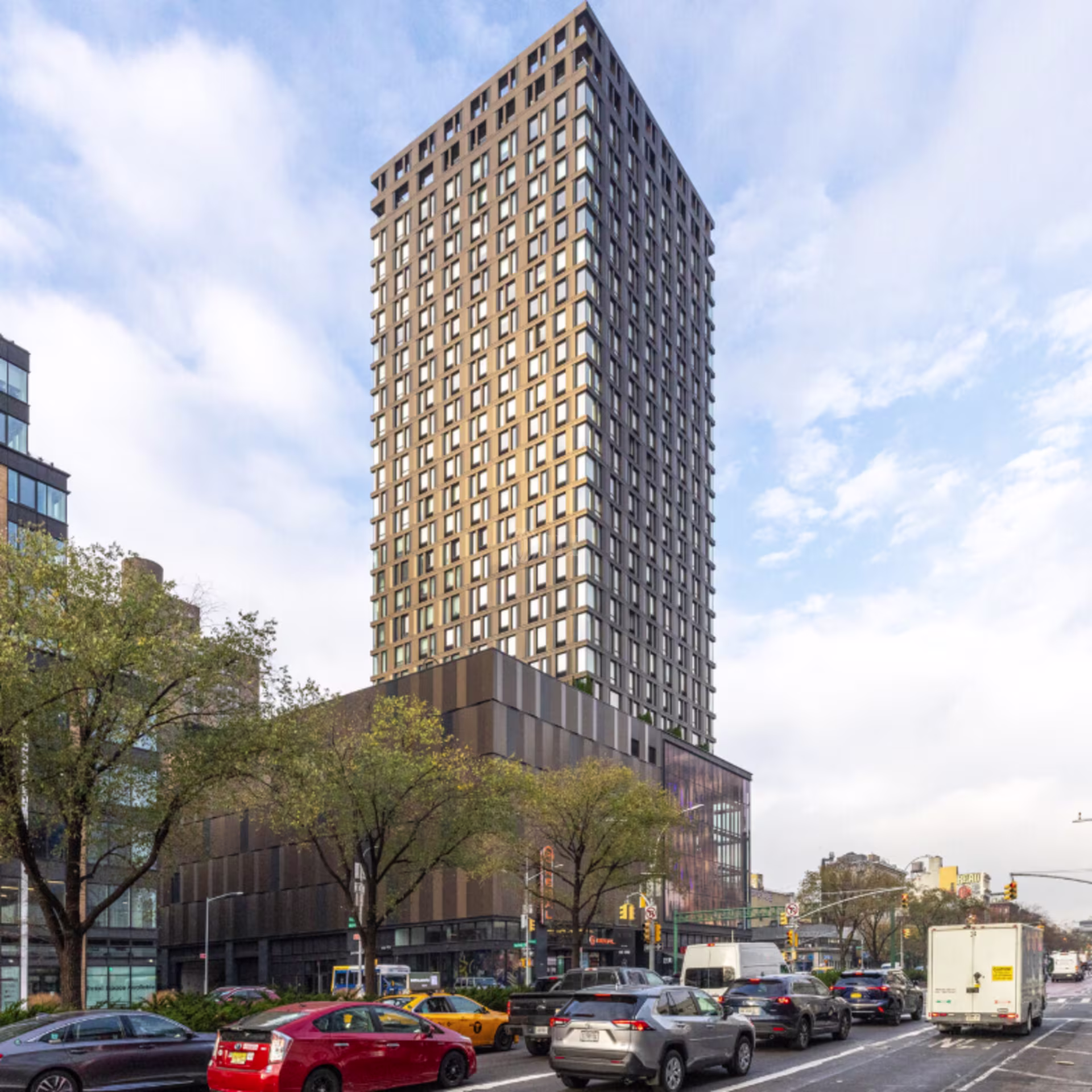 125 Delancey St