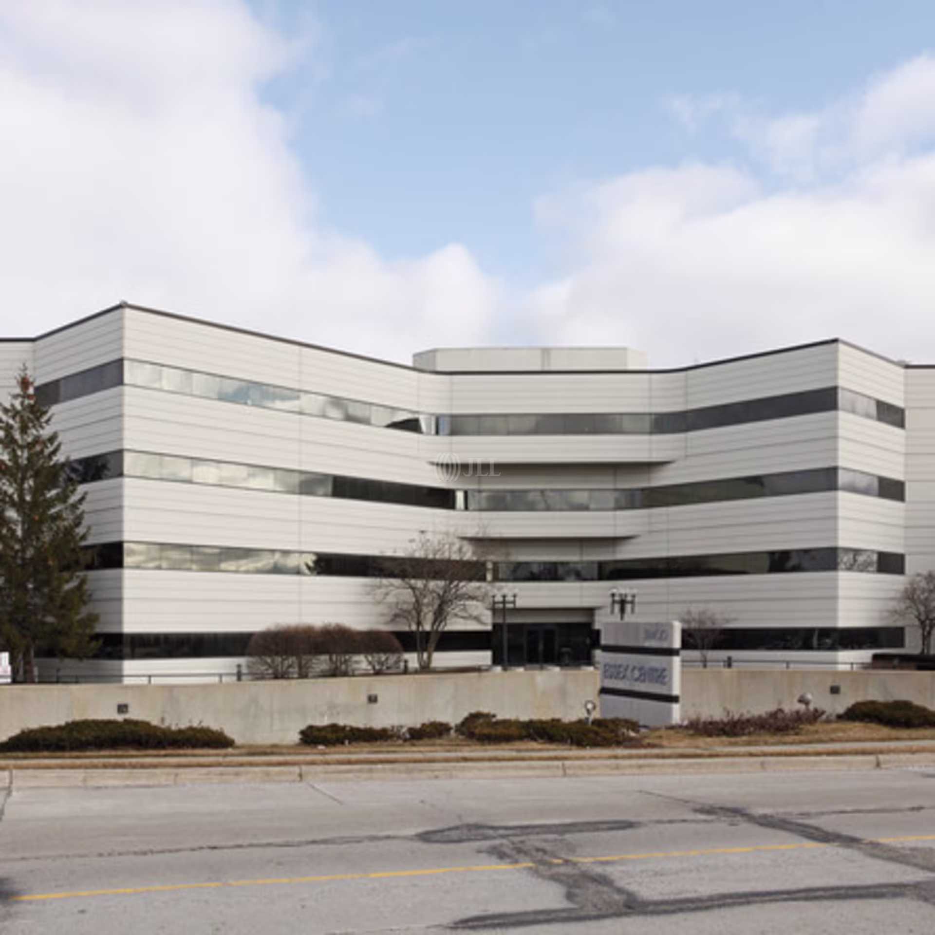 28400 Northwestern Hwy