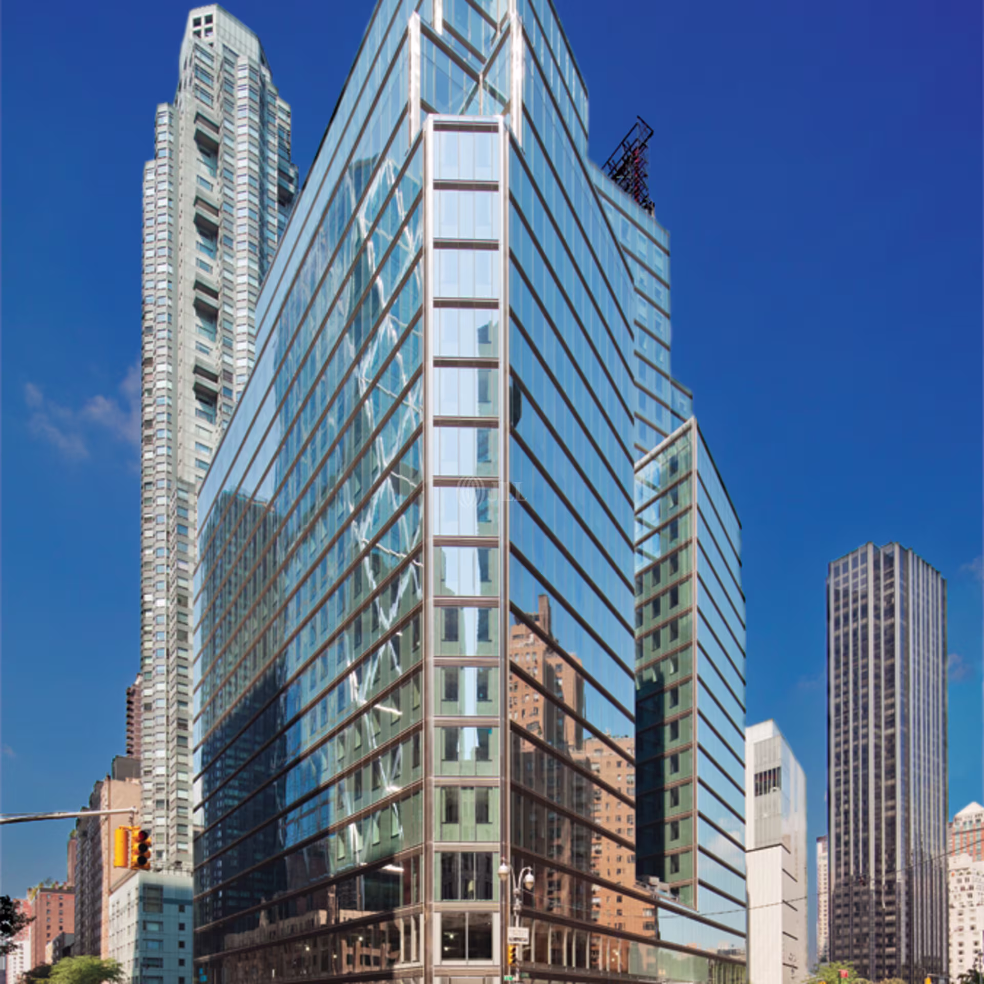 3 Columbus Cir