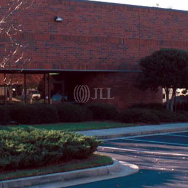Regency Center — Lease in Norcross, GA, photo 3 of 4