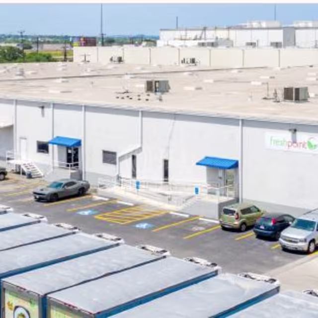 Industry Park Distribution Center Bldg 4 — Lease in San Antonio, TX, photo 3 of 4