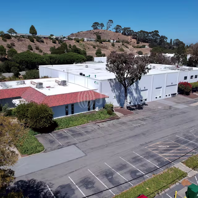 50 Cypress Ln — Lease in Brisbane, CA, photo 3 of 4