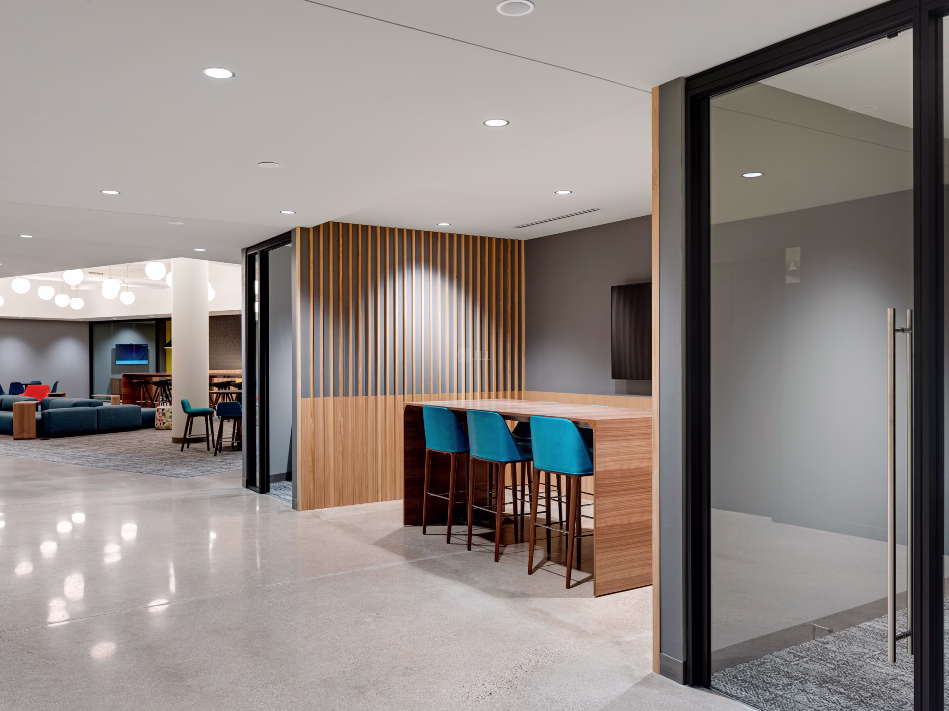 Eagandale Corporate Center