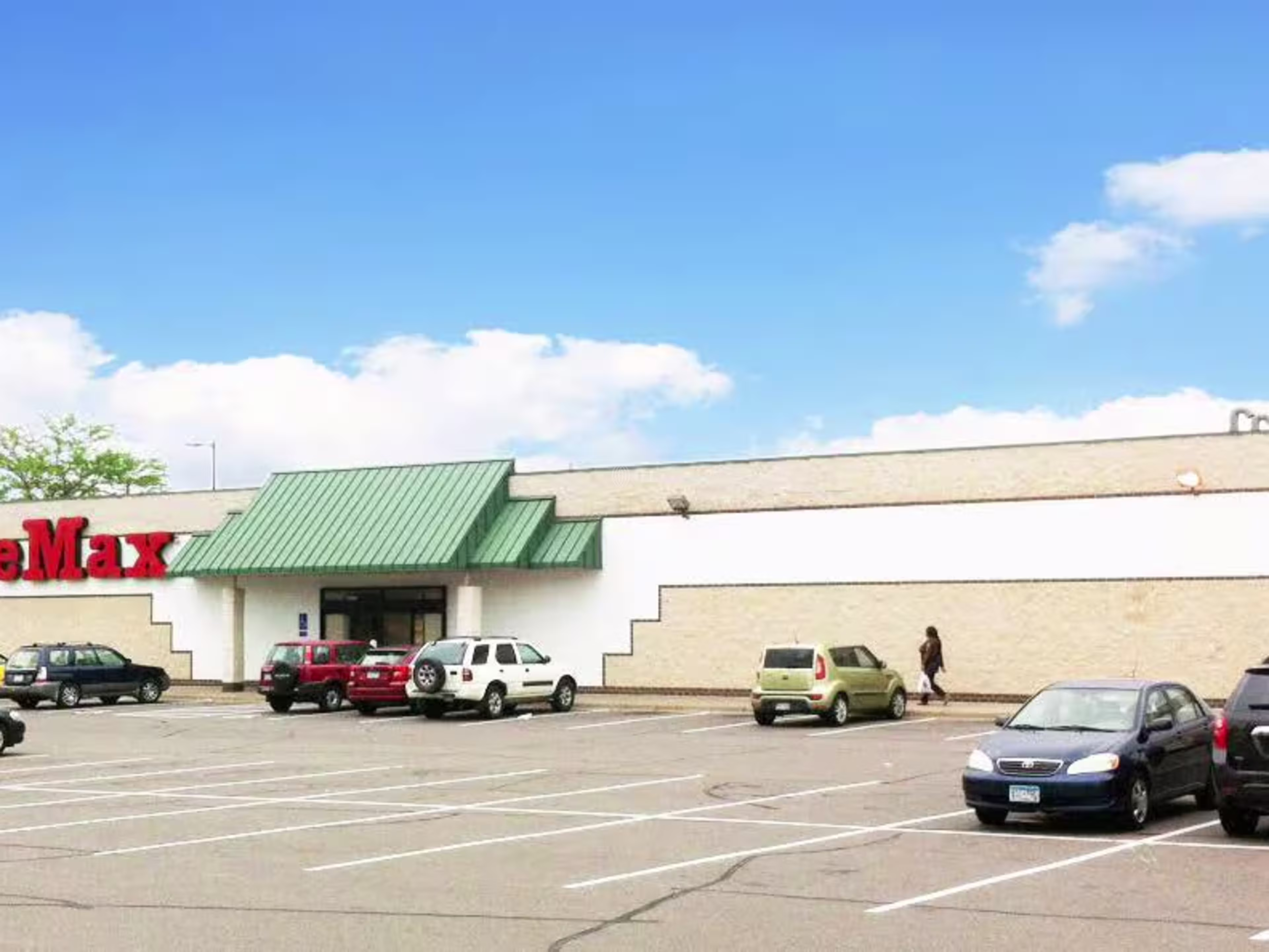 Highland Plaza Shopping Center