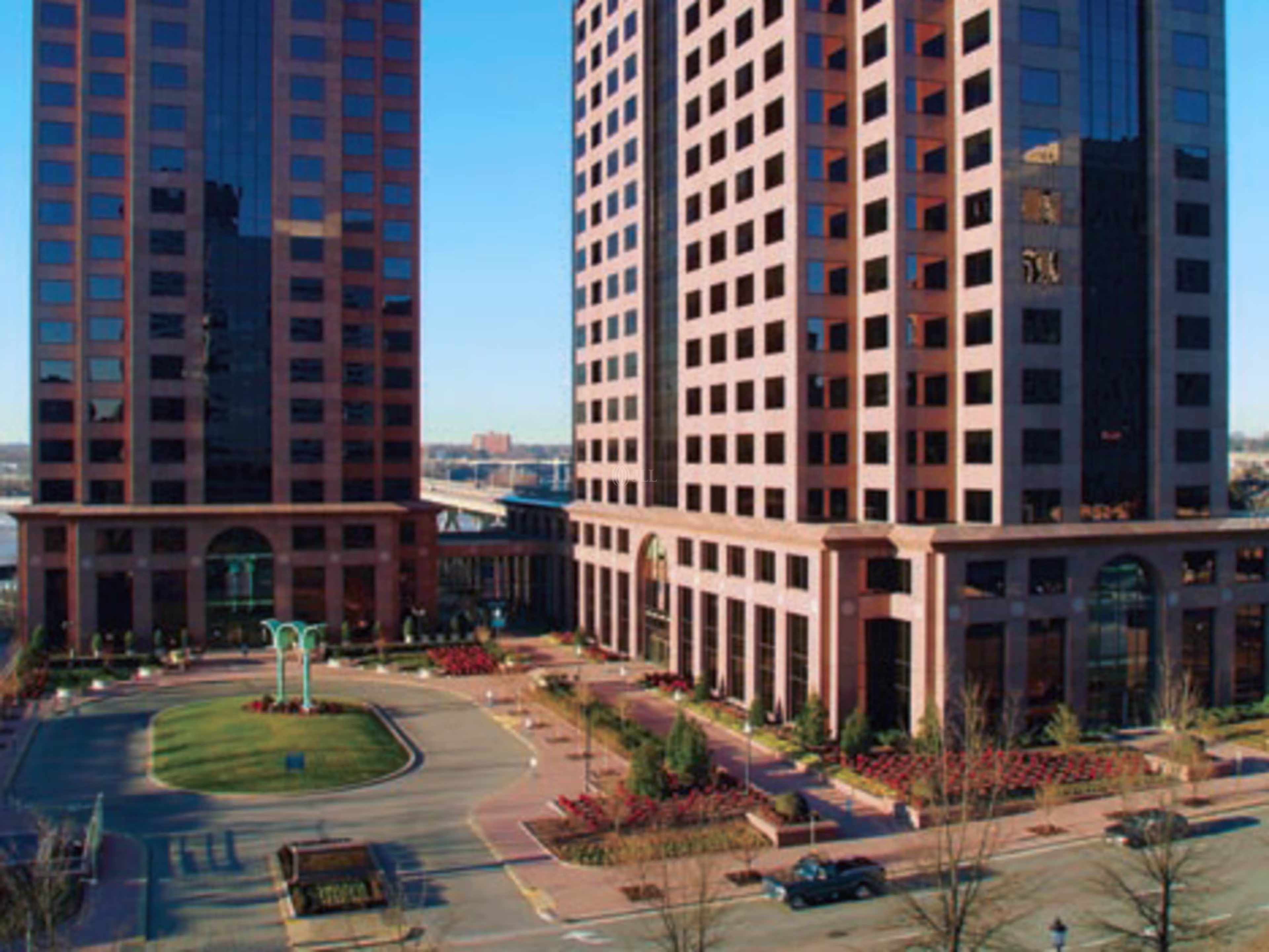 West Tower - Riverfront Plaza